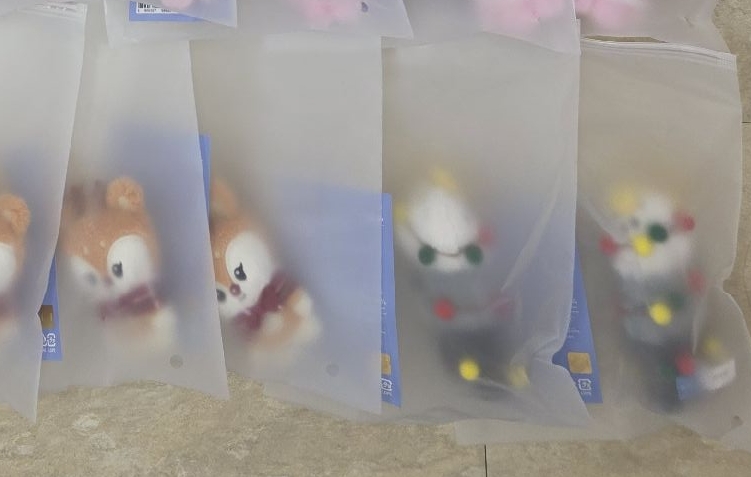 現貨／聖誕MINITEEN 鑰匙圈吊飾 