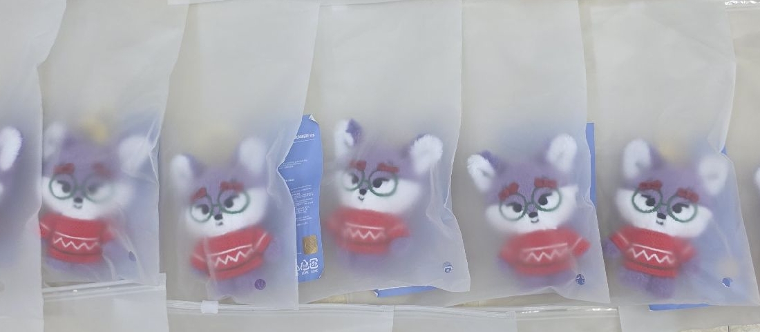 現貨／聖誕MINITEEN 鑰匙圈吊飾 