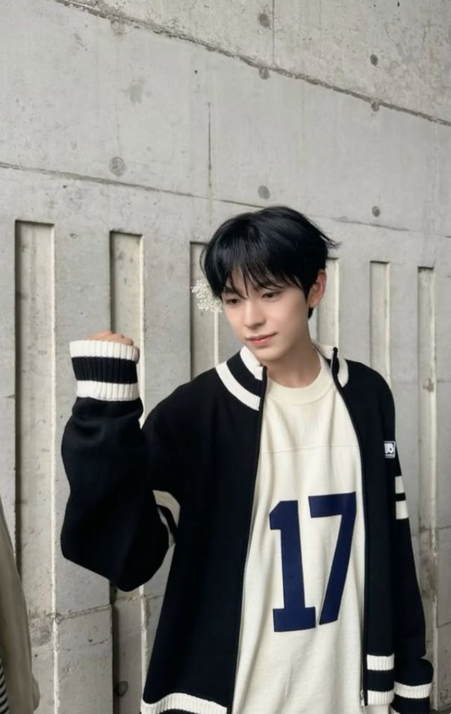 ⭐志 ㄇ咪養我🕶️ steady紅版隨機卡⬇️