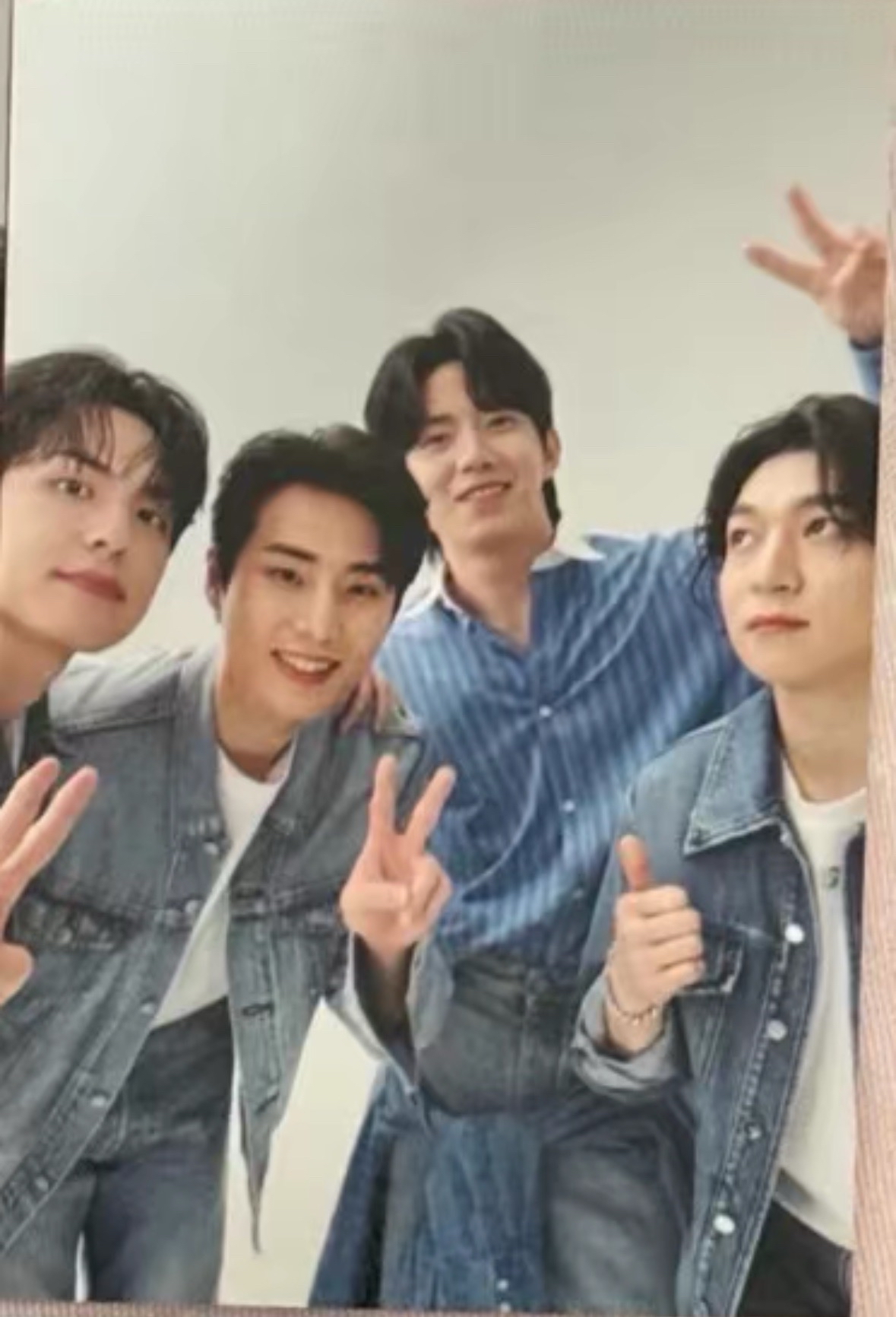 cosmopolitan 雜誌團卡