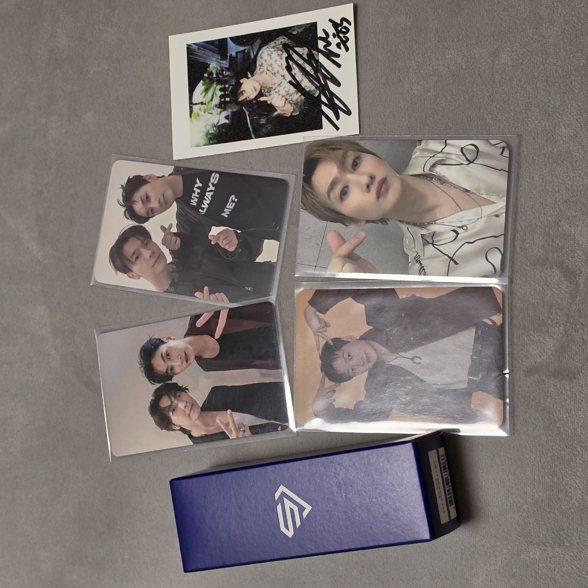 Super junior 手燈護唇膏 小卡 拍立得 ⚠️不當綁物  銀赫 赫宰 D&E