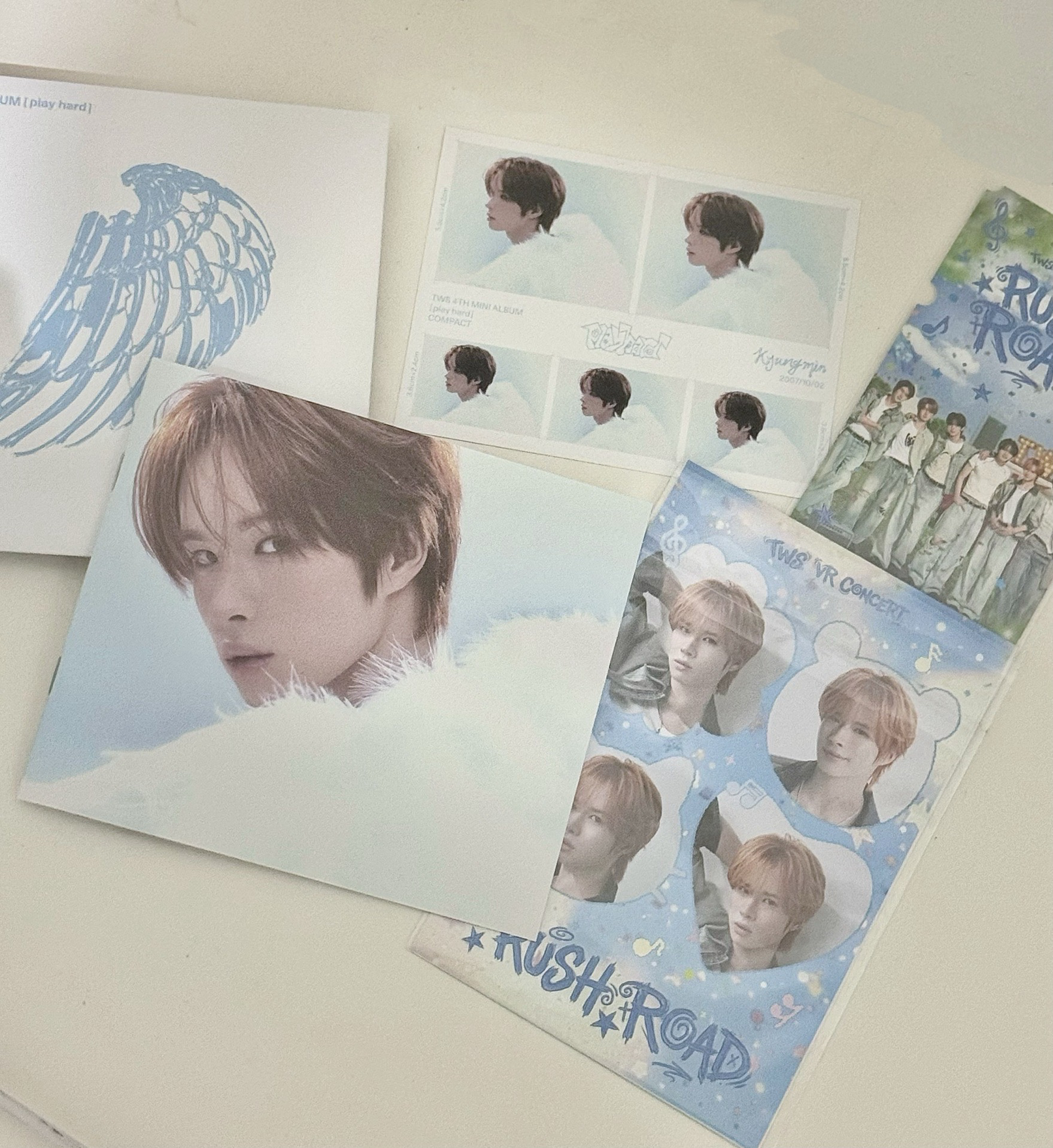 李炅潣SET VR四格卡票夾 迷四單封空專