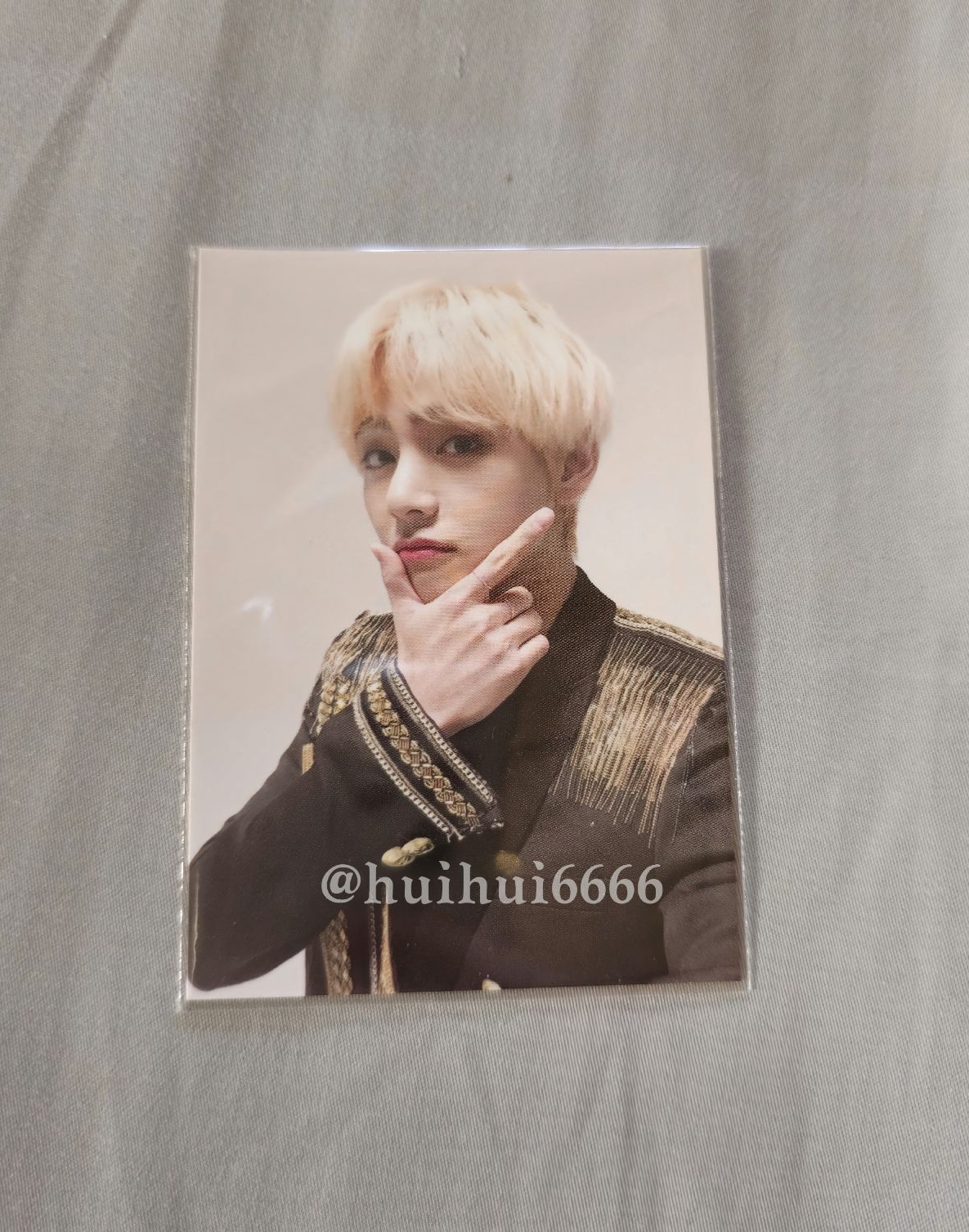 BTS V 泰亨 SY吊牌小卡