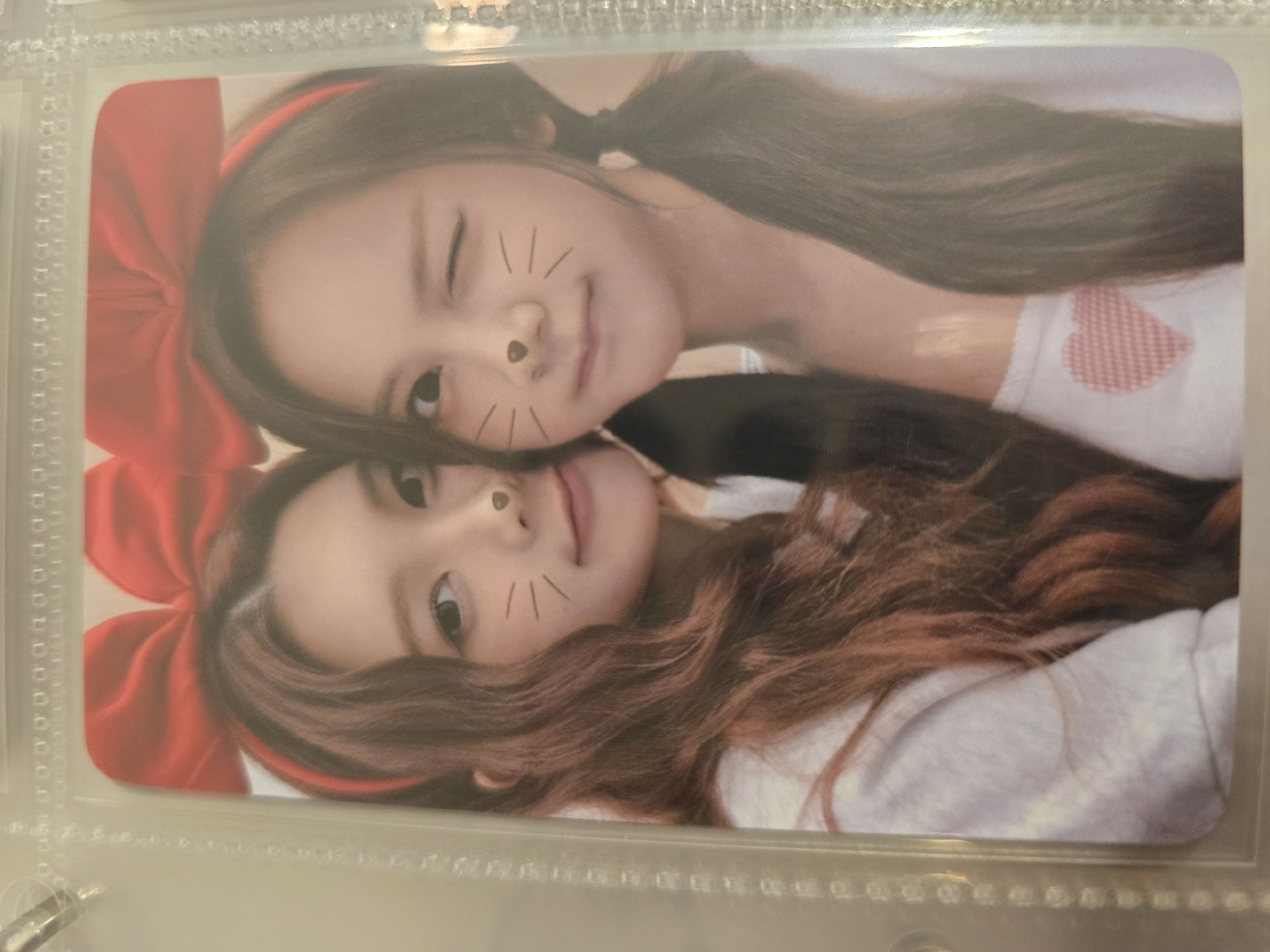 hearts2hearts Style el 雙人卡 Carmen Ana