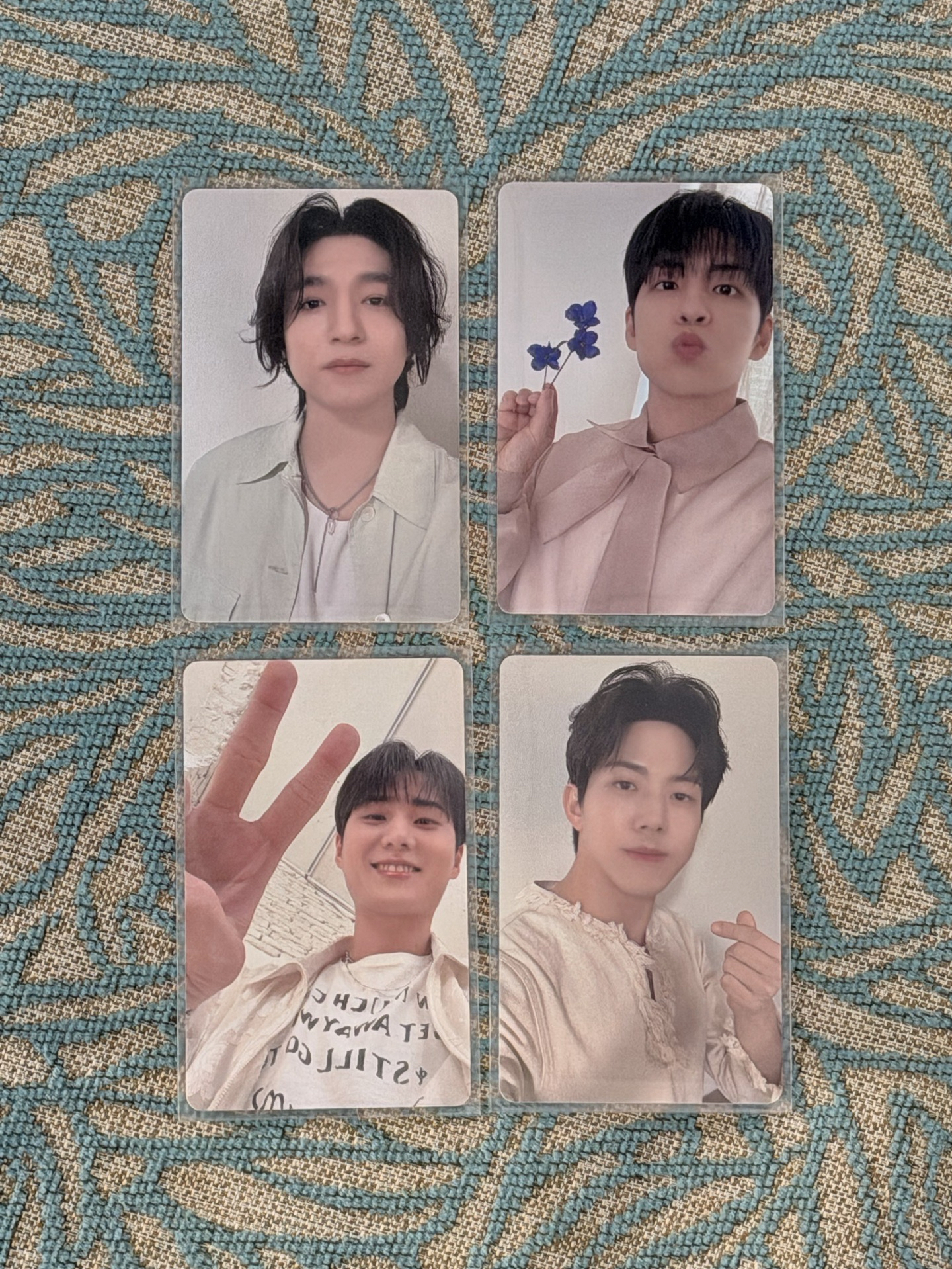 fourever JYP通路特典🐻🦊🐰🐶*