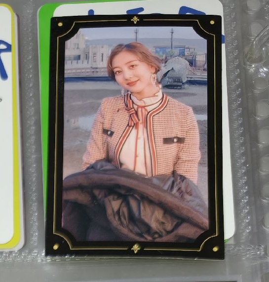 手塞黑外套小隊