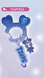 TWICE萬代登山扣扭蛋子瑜款（非現）