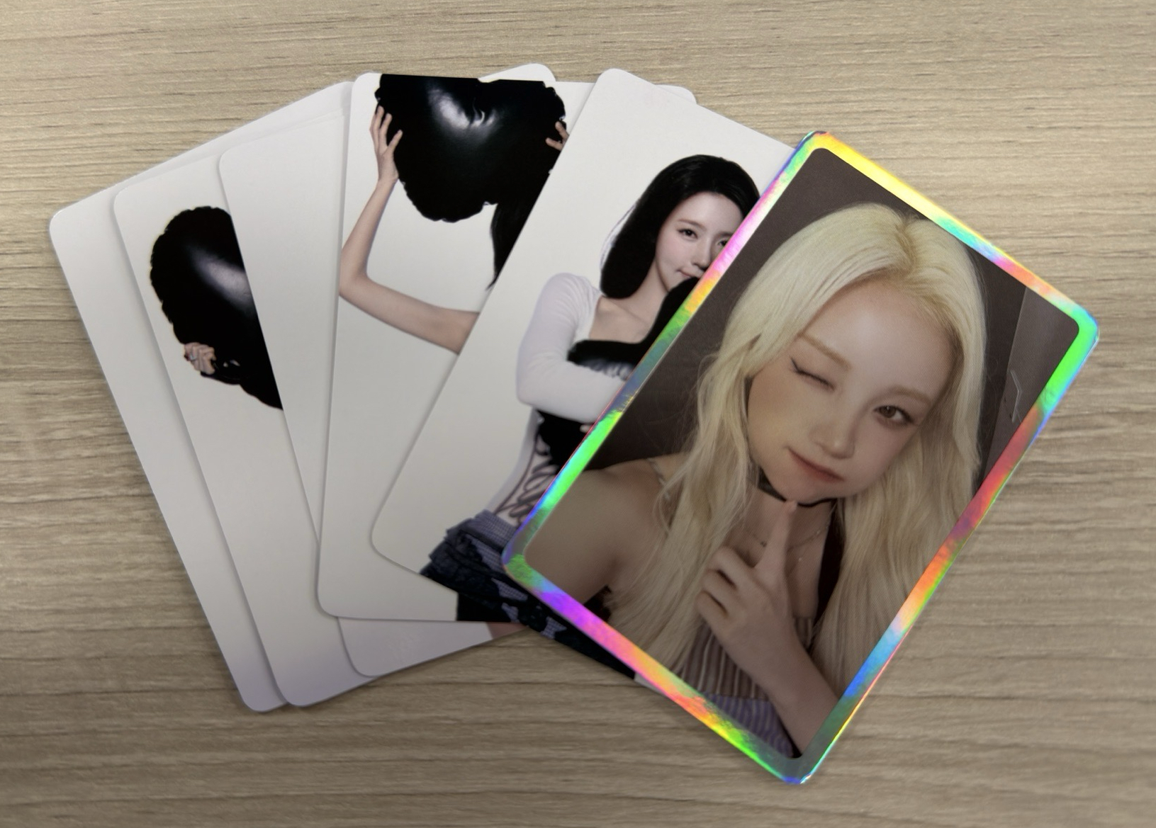 展覽快閃店 未拆卡包 閃卡雨琦