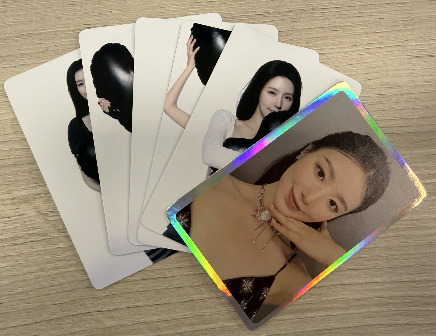 展覽快閃店 未拆卡包 閃卡舒華