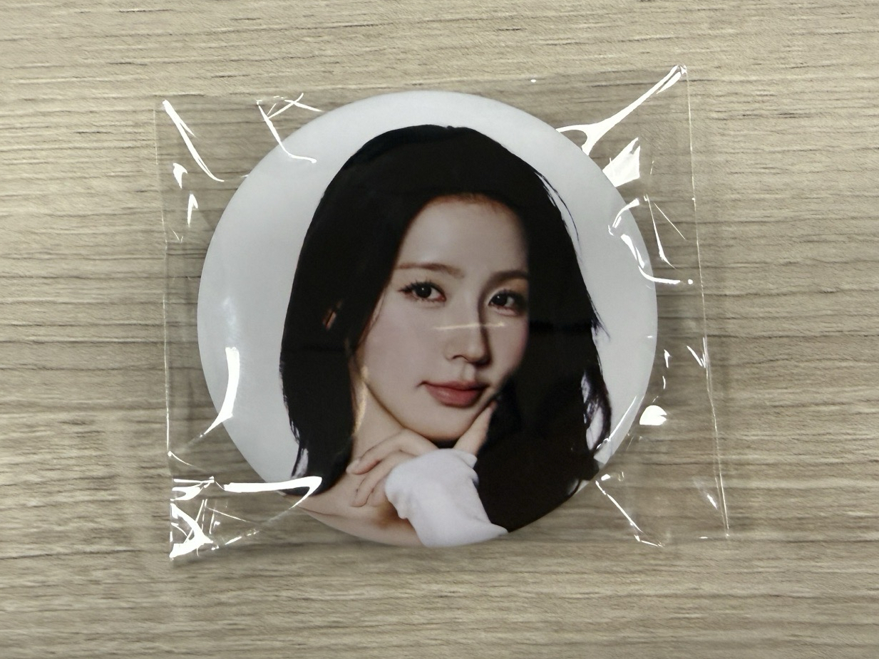 展覽快閃店 徽章 薇娟