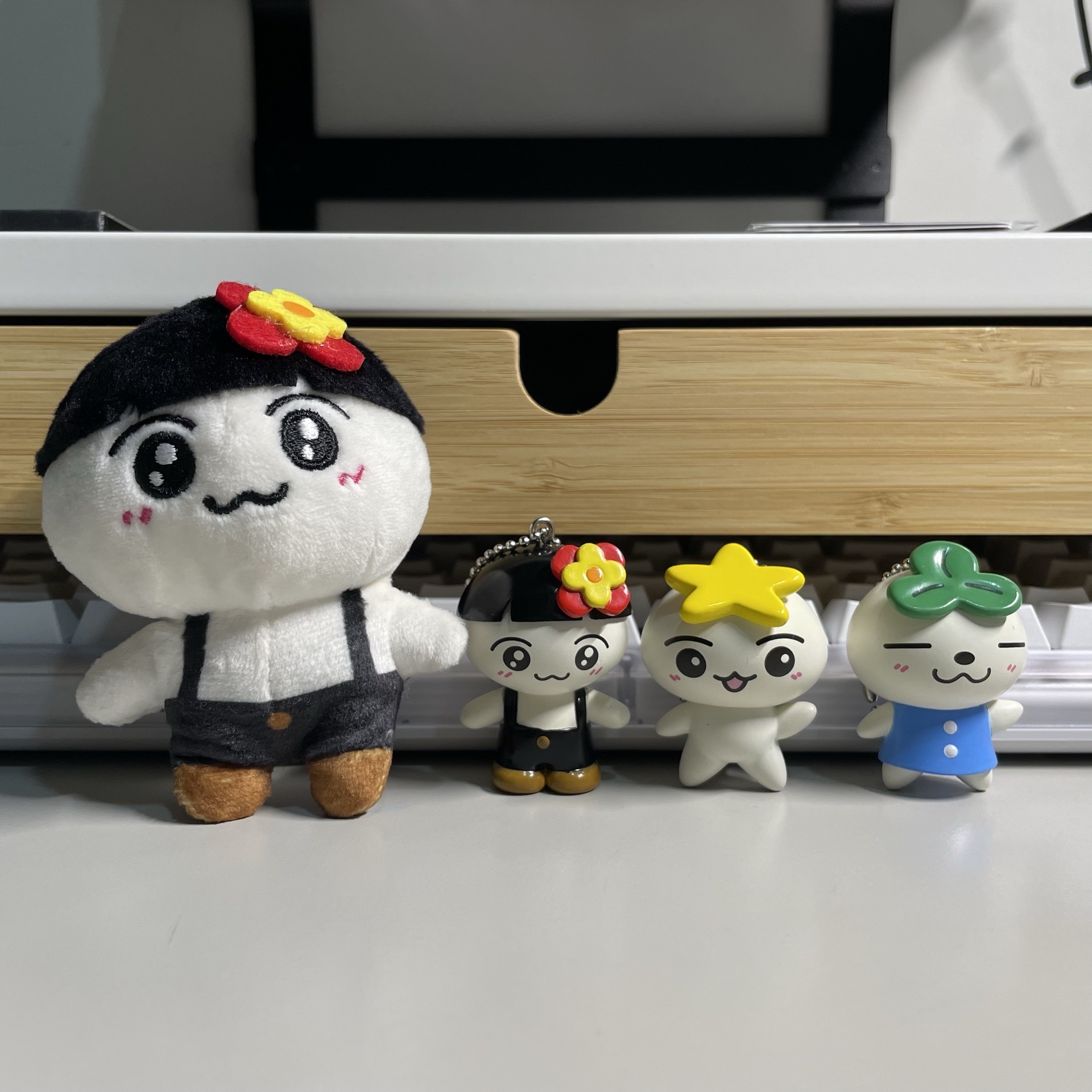 TEEZMON扭蛋 娃娃 公仔