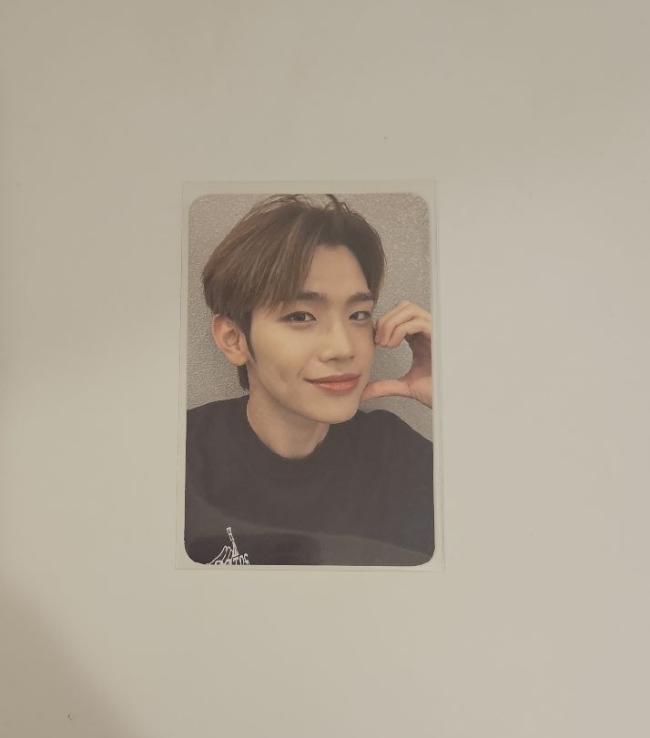 k4  特典卡 比心 泰來