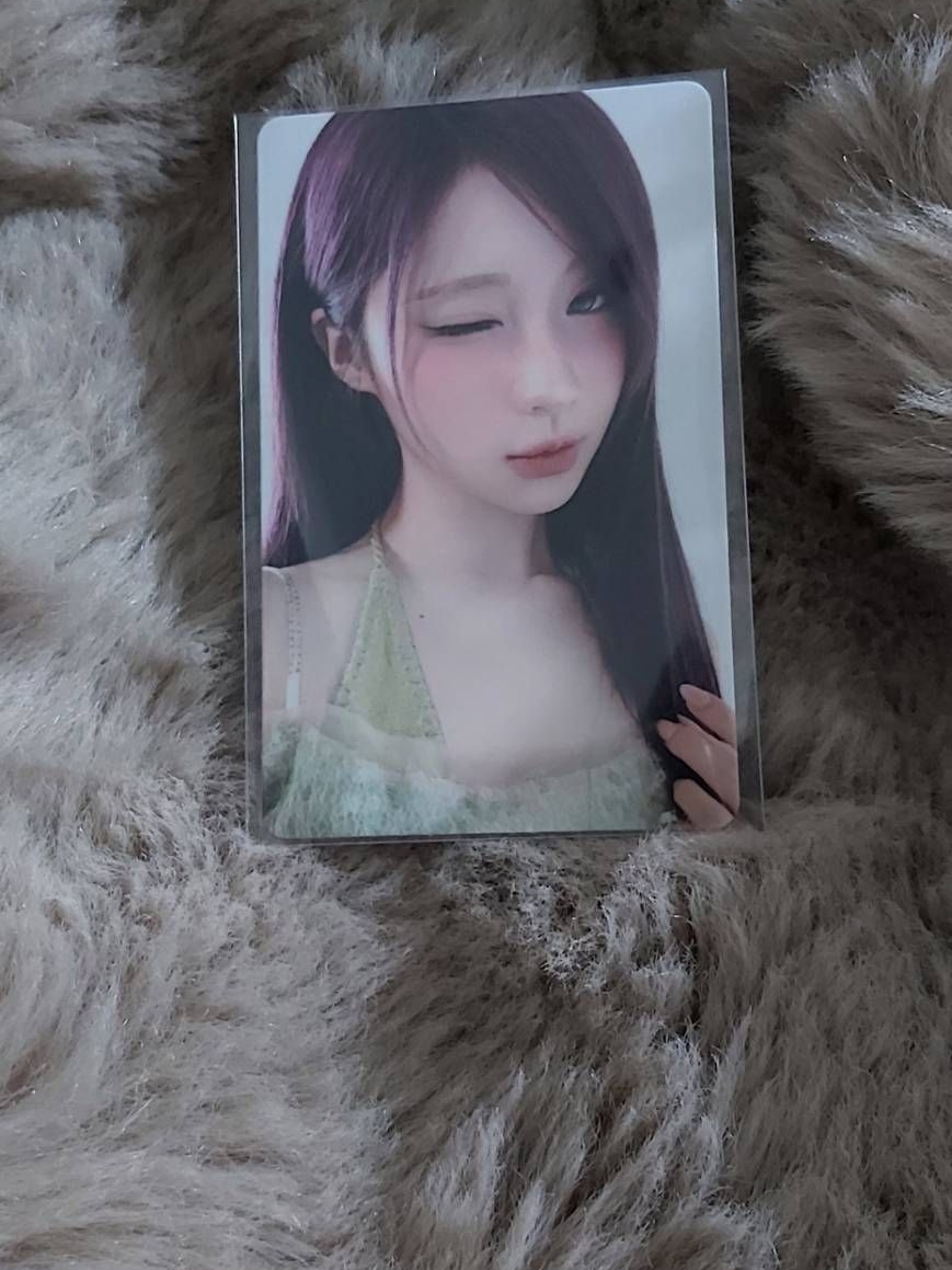 Babymonster x Banila co 全新小卡,一組。