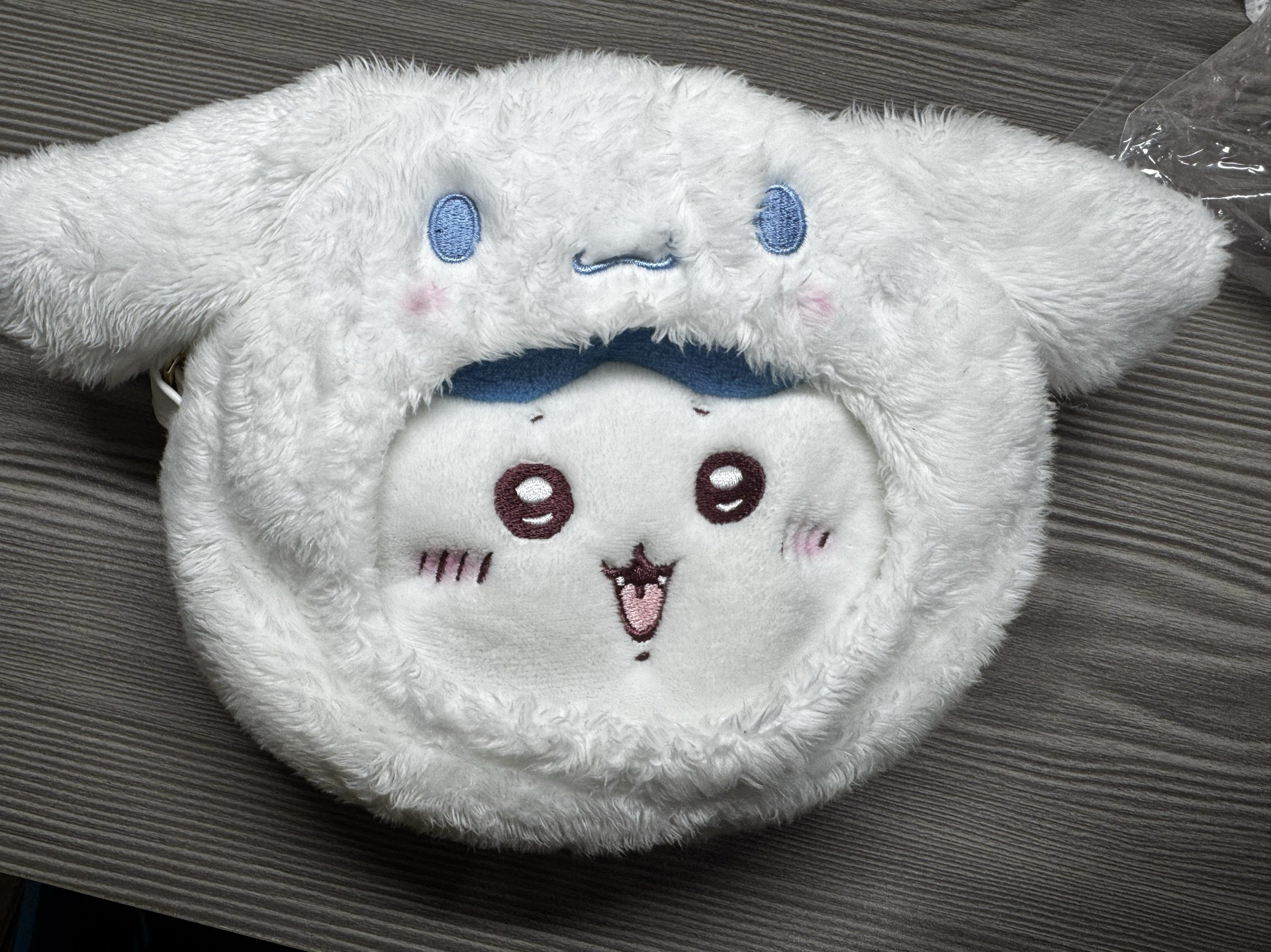 小八側背包（含圖三