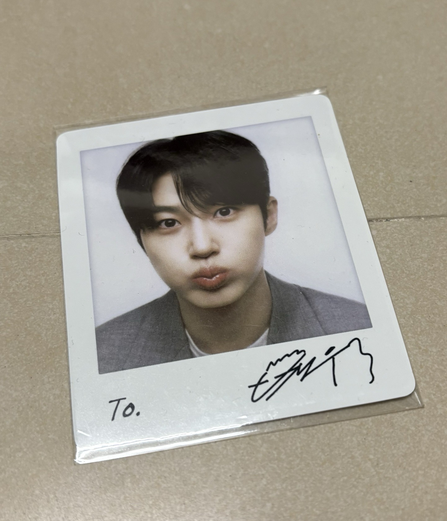 邊佑錫 八道拌麵拍立得