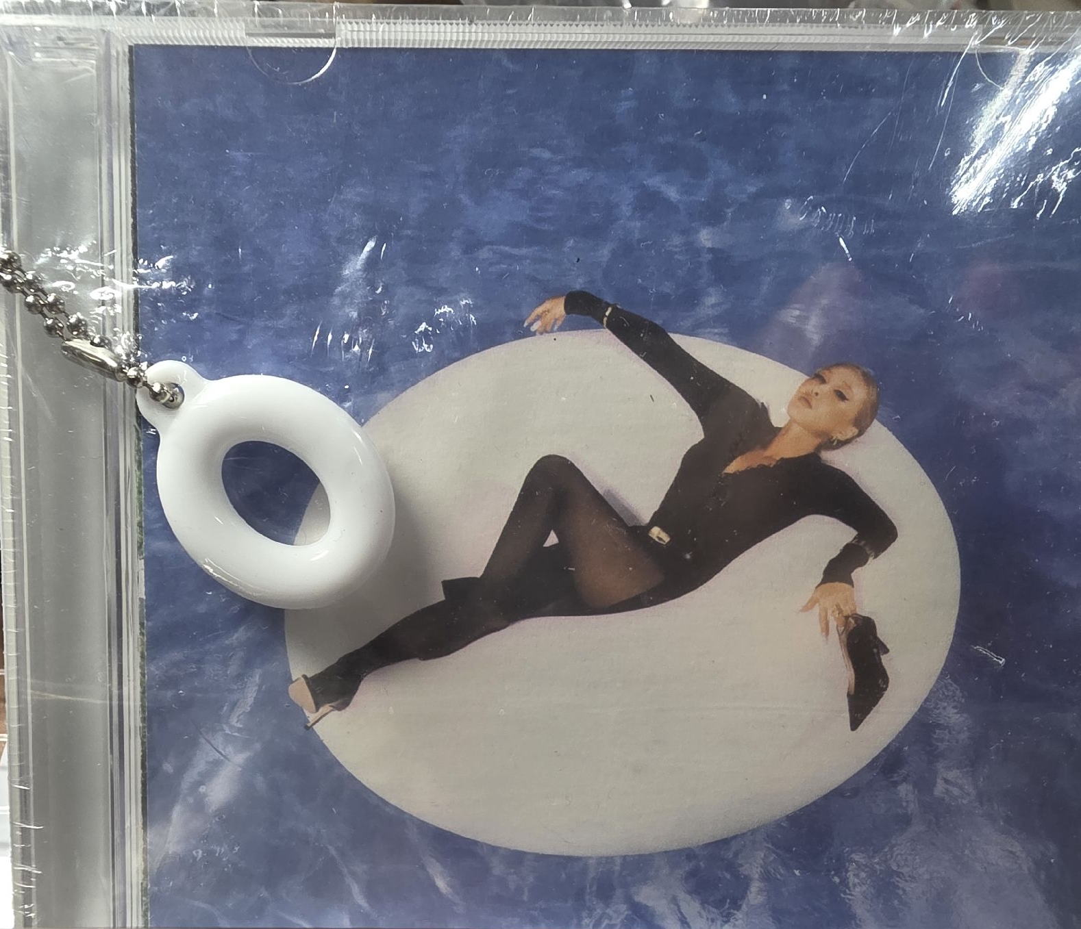 華莎 專輯 在實體店購買的 全新未拆