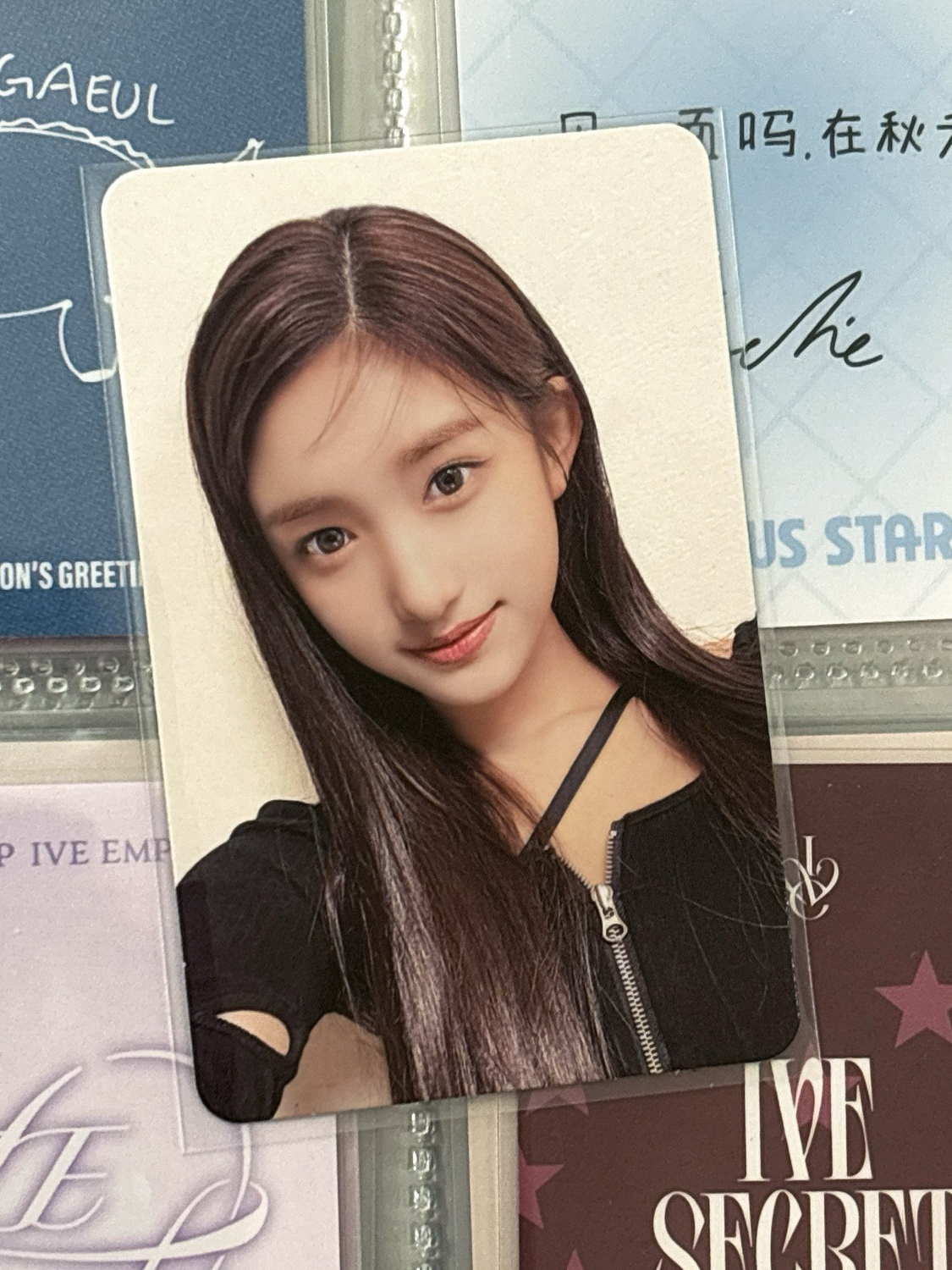 ELEVEN 專輯卡 黑版