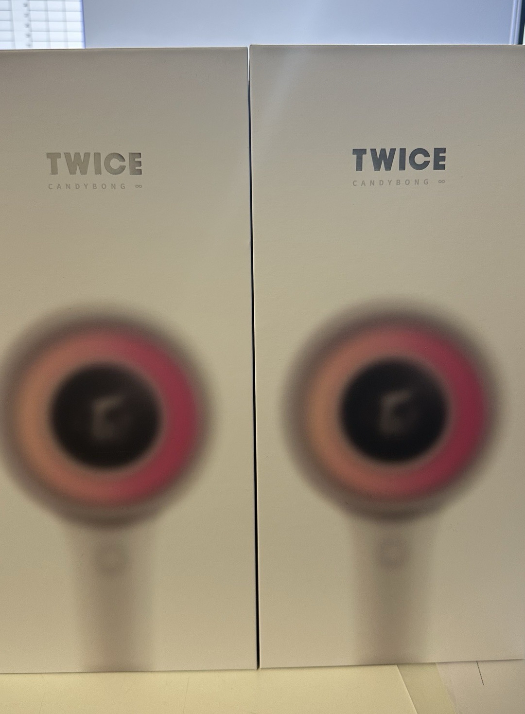 TWICE三代手燈（有使用過 都可以中控 可以連手燈APP） 