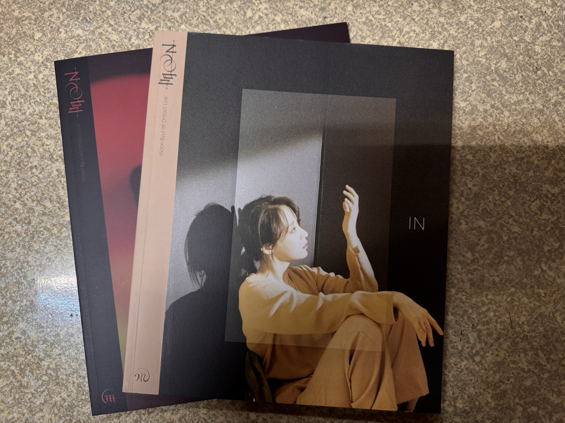 Moon Byul 1st Onact Live Photobook