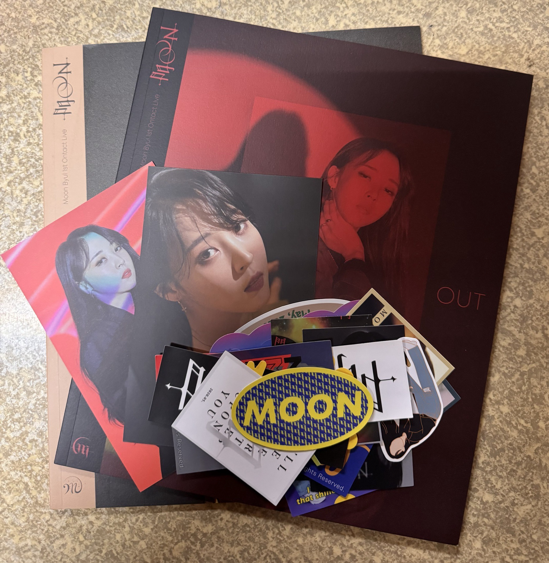 Moon Byul 1st Onact Live Photobook