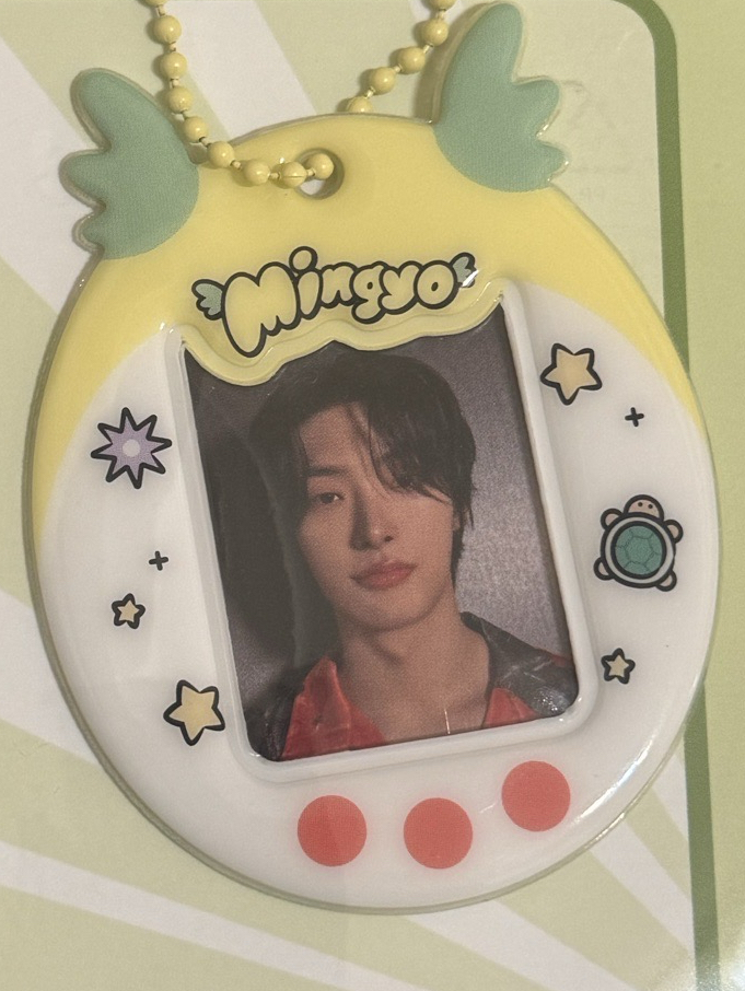 旼 鑰匙圈證件照