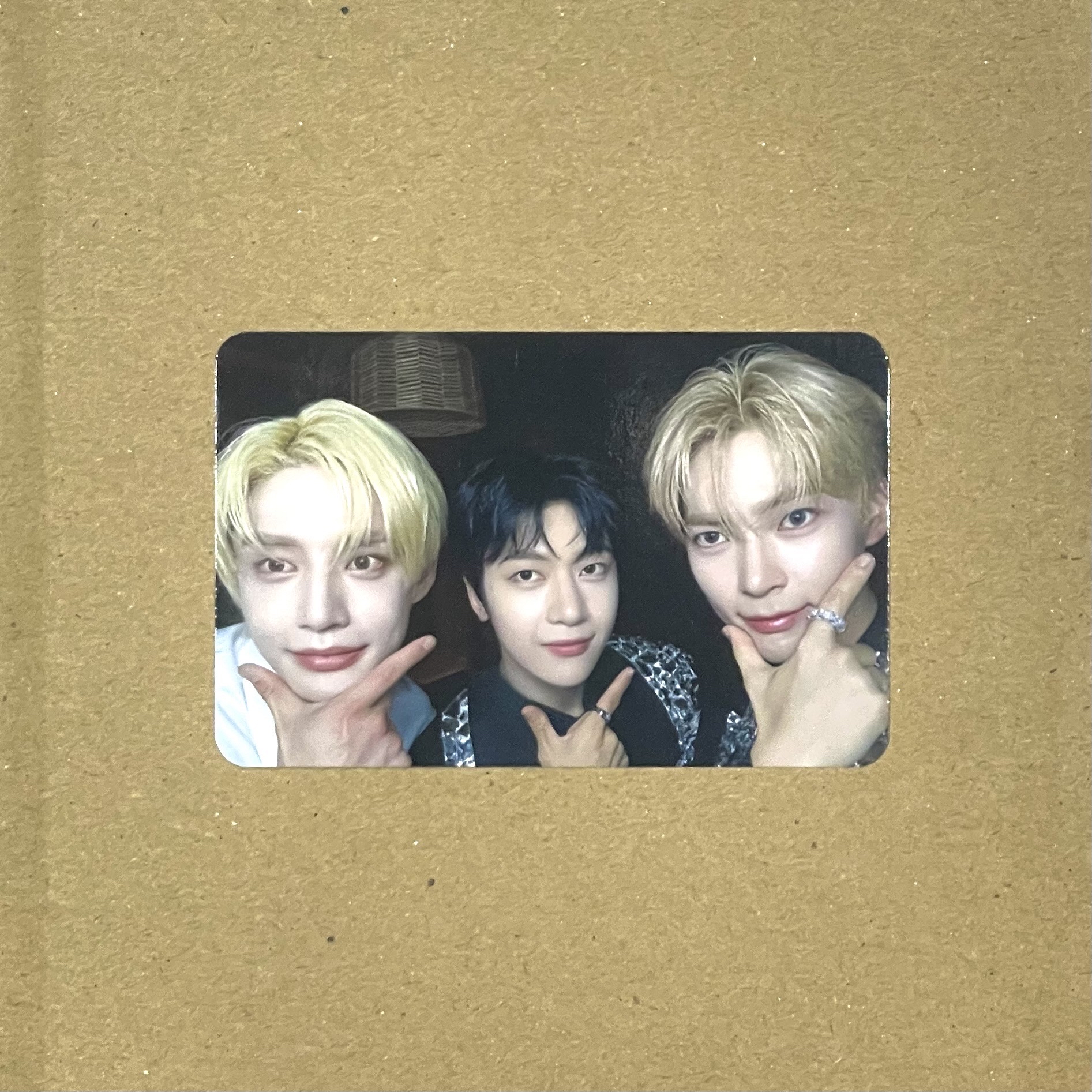 ZB1 金地雄 成韓彬 石馬修 一巡TIMELESS WORLD D1 幸運卡 分隊卡