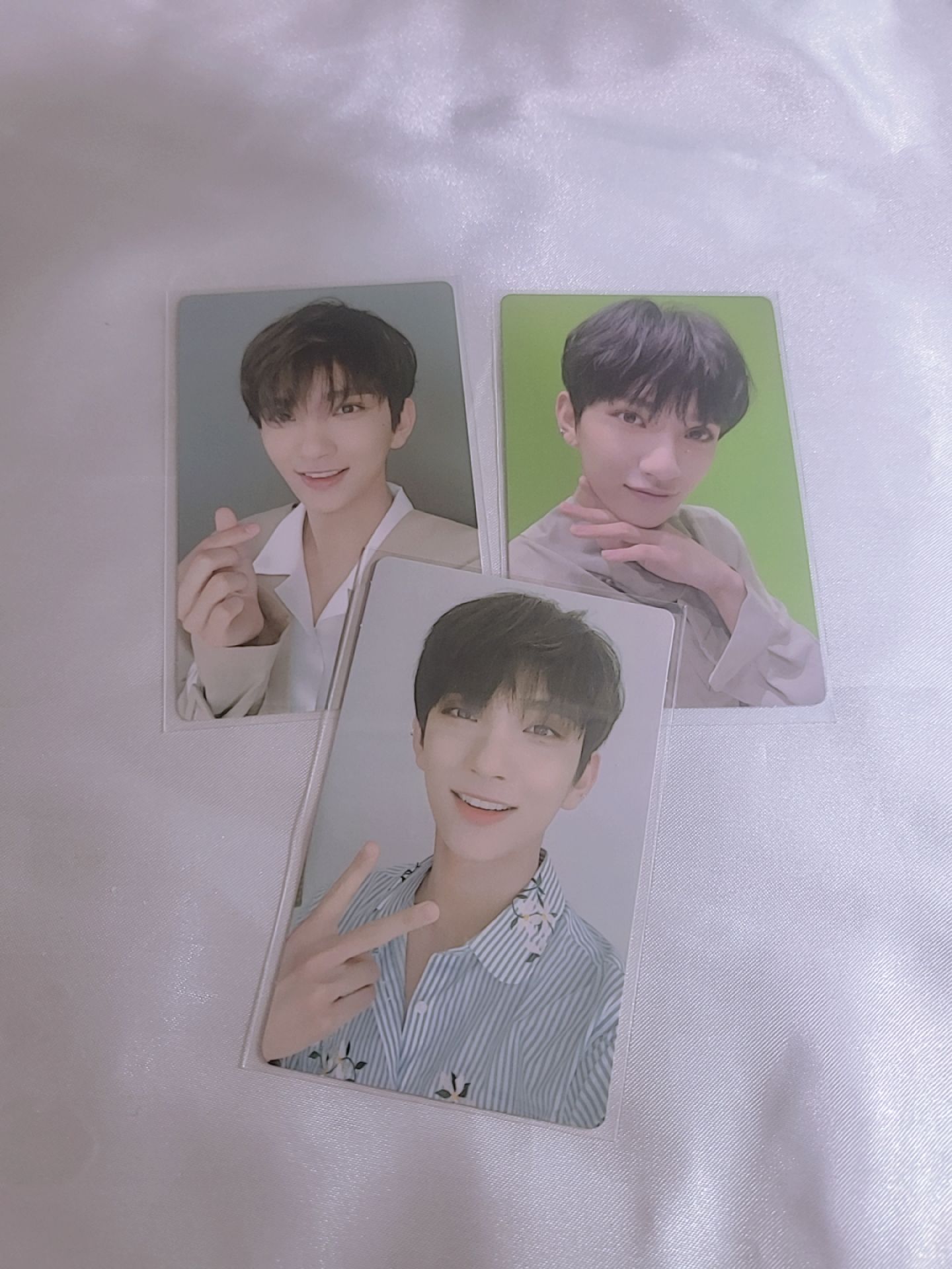  洪知秀 YMMD 小卡*3