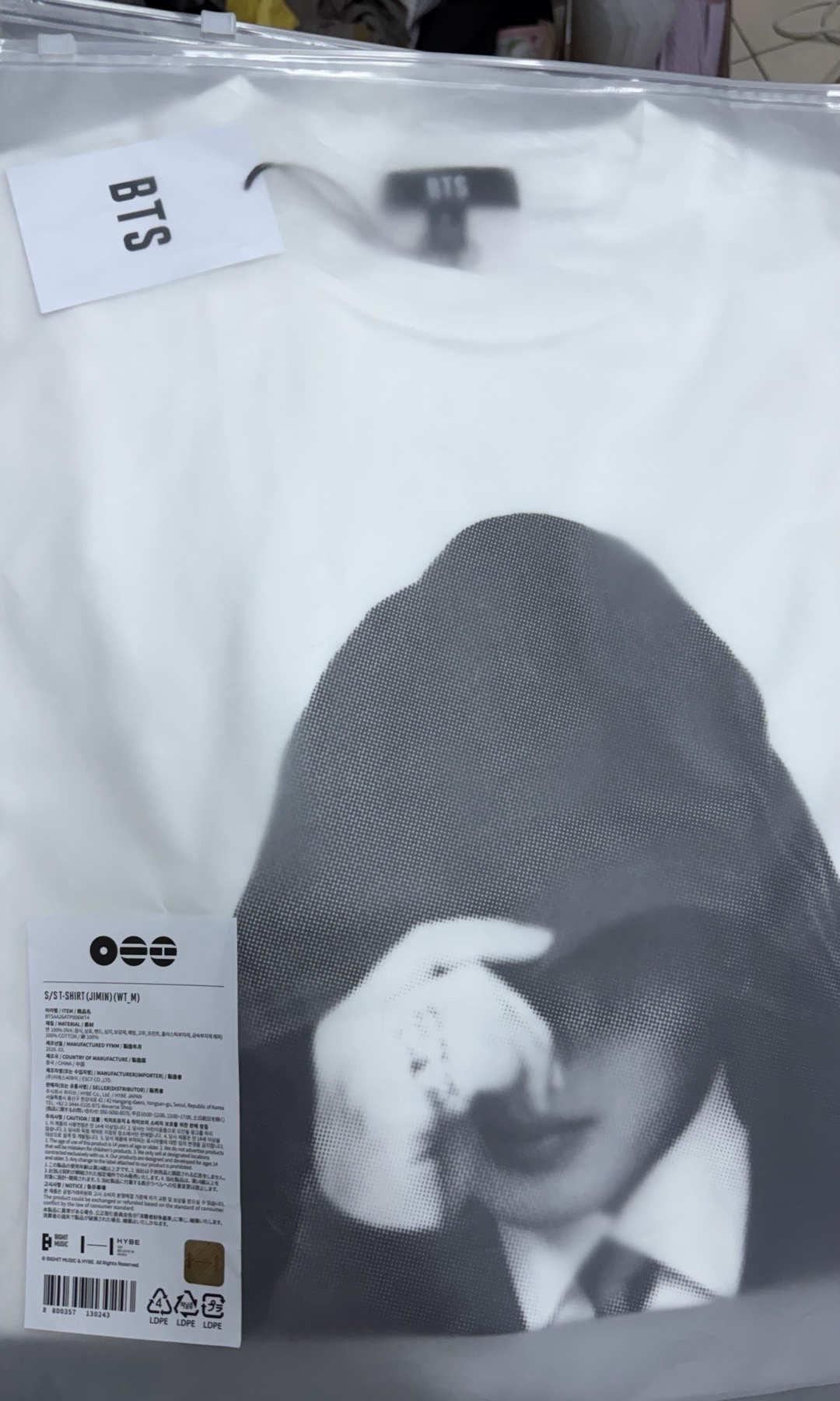 니니-台灣現貨 BTS防彈少年團 快閃店ARIRANG周邊 人臉T 短袖