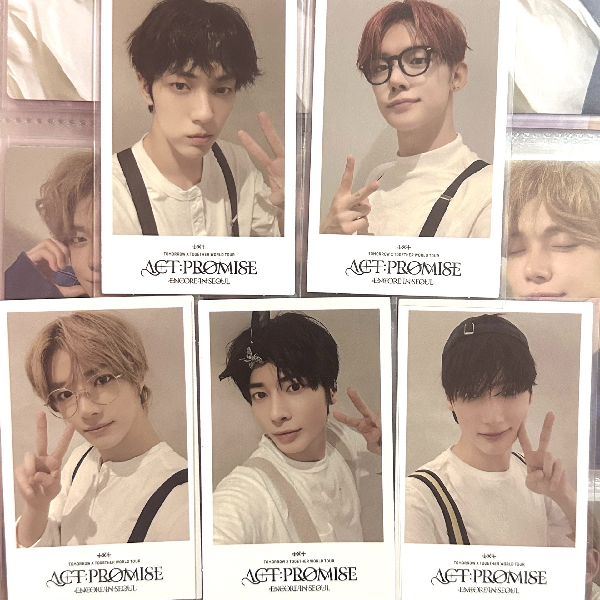 吊帶褲男孩/TXT演唱會CD特典