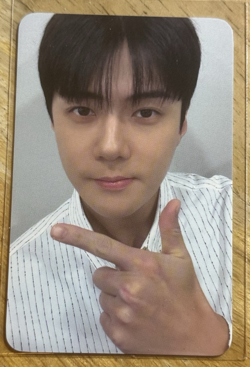 EXO 八輯wm勳簽售卡