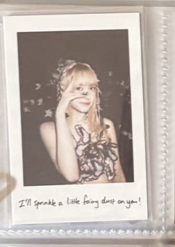 莉仲夏夜拍立得