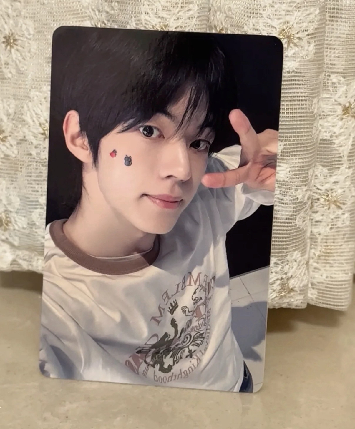 金道勳上海yzy中文卡背