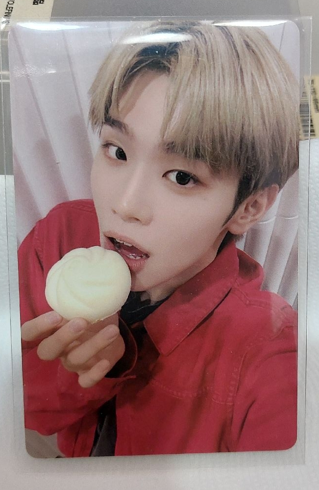 泰來 合影包子卡