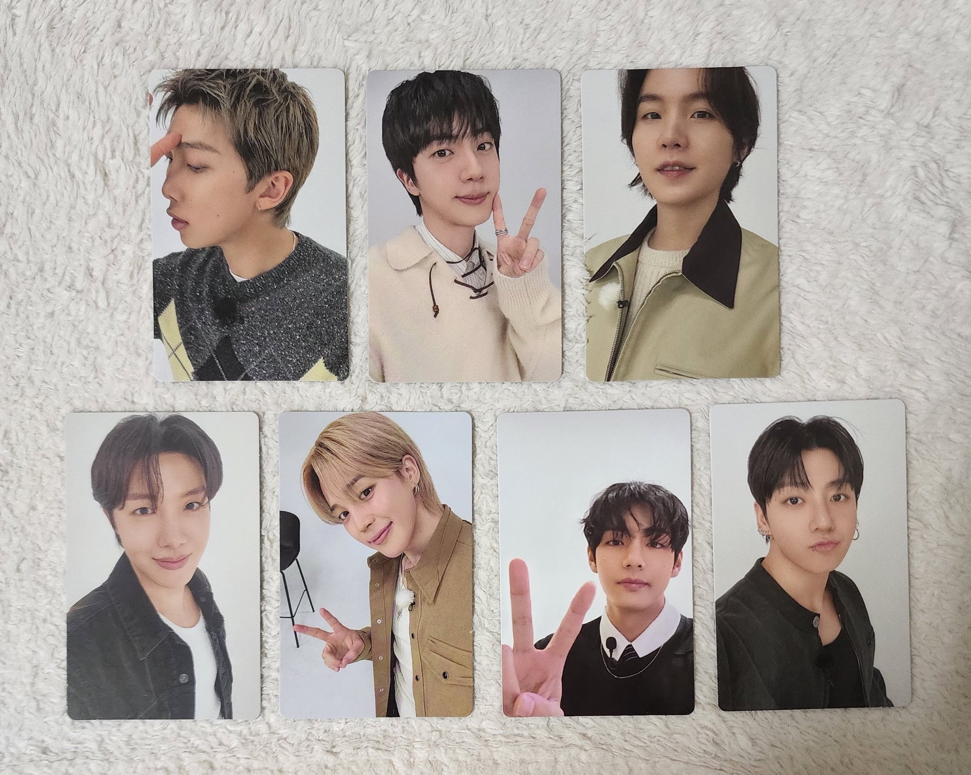 Arirang WVS 早鳥特典卡a+b版&鑰匙圈俊