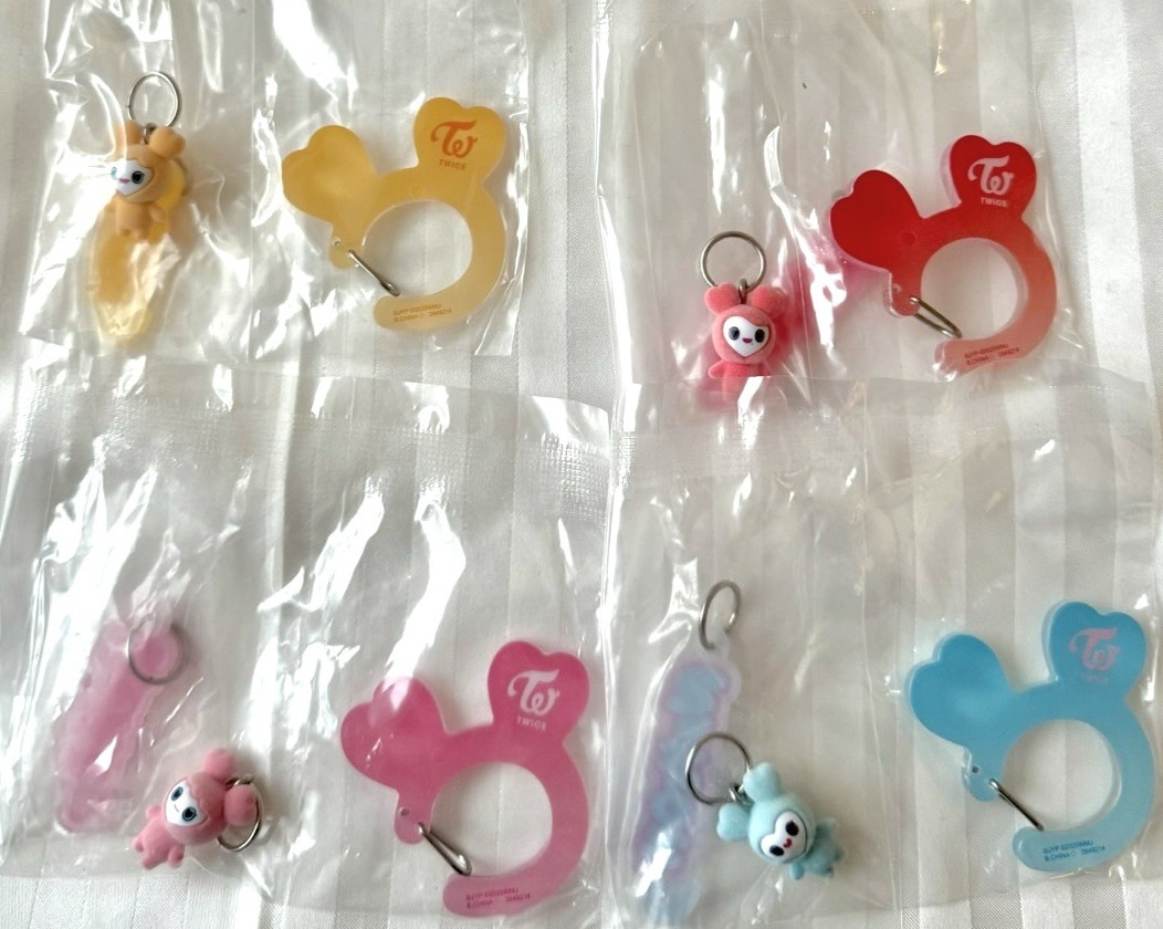 萬代扭蛋 登山扣吊飾 