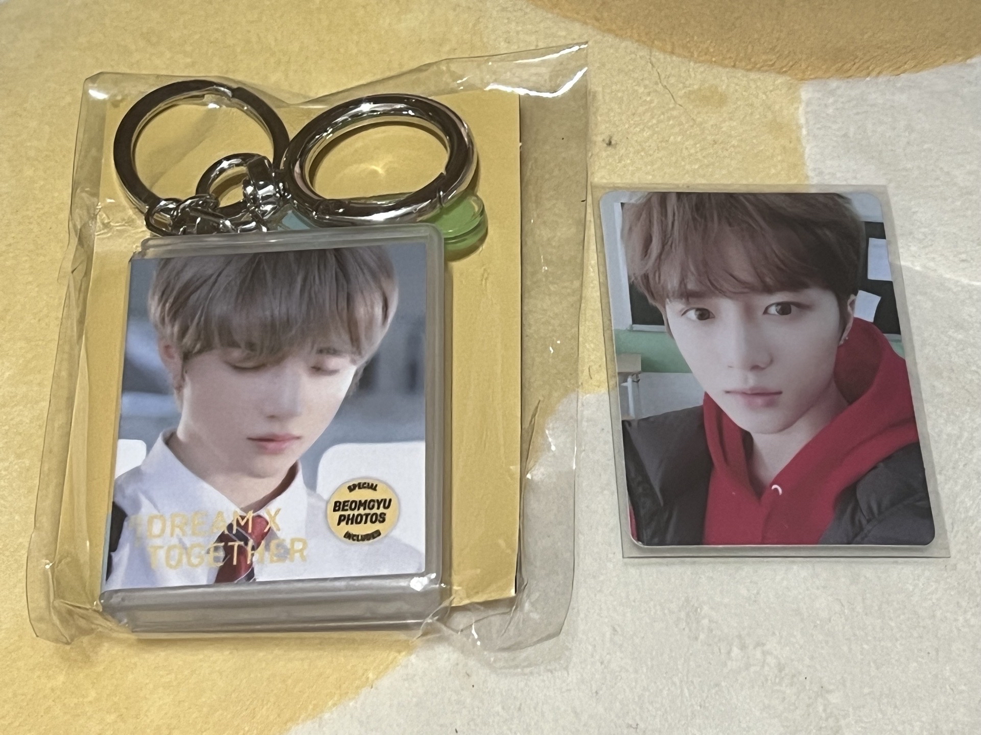 MOA CON 寶寶圭扭蛋