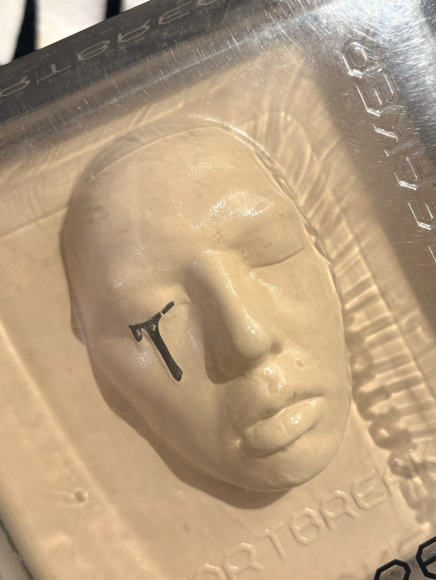 heartbreaker g-dragon 首張個人專輯