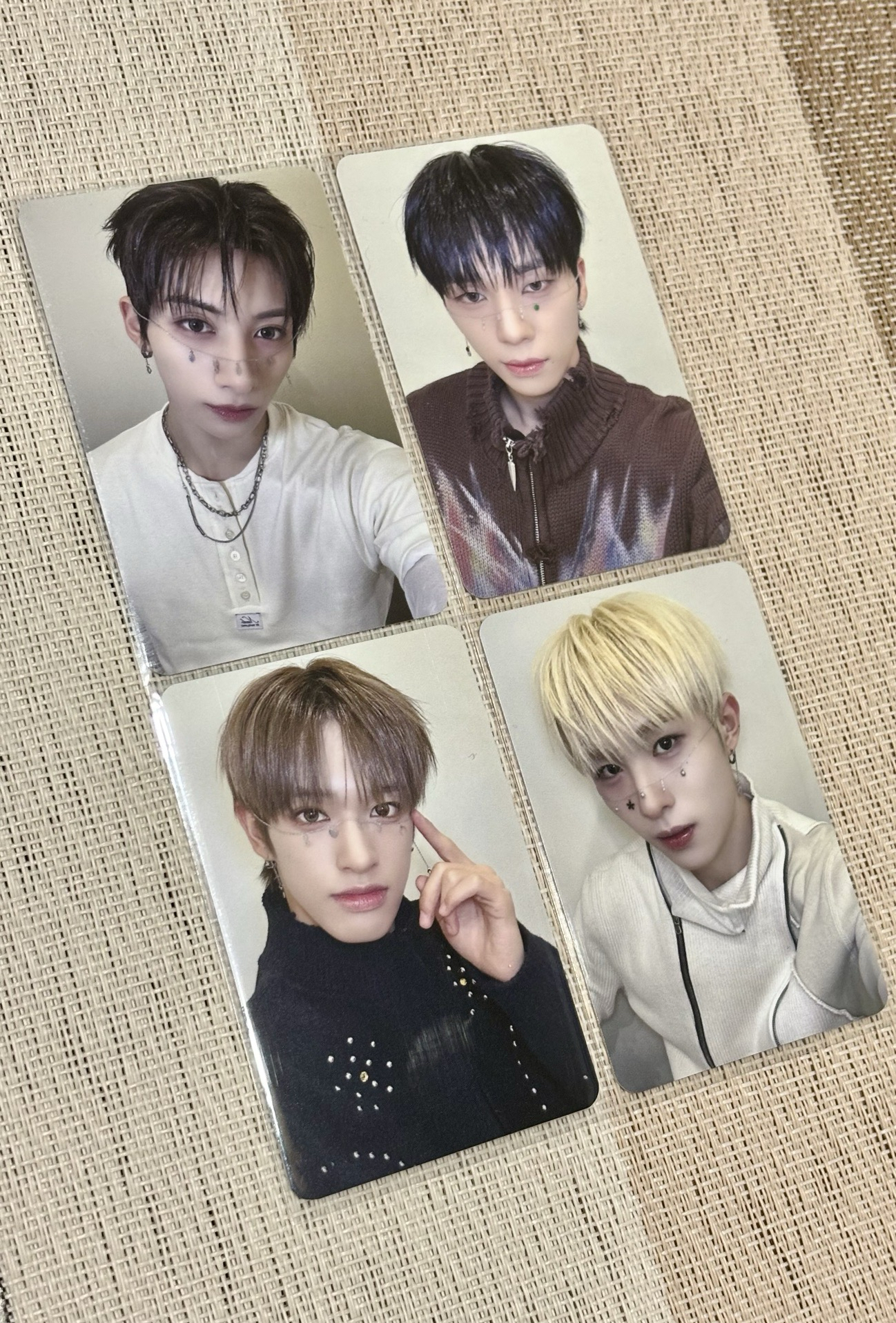 NEXZ YU SO GEON SEITA HYUI 貌美臉鏈