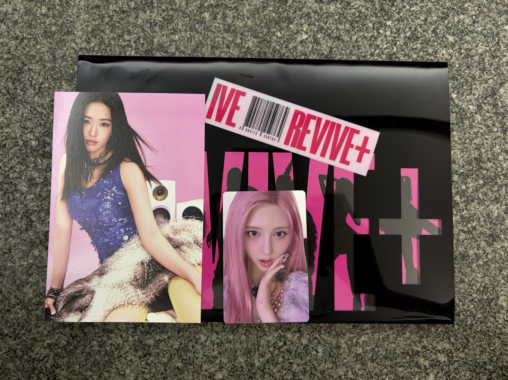 REVIVE+ BANGERS ver. 全專 專卡秋＋明信片安