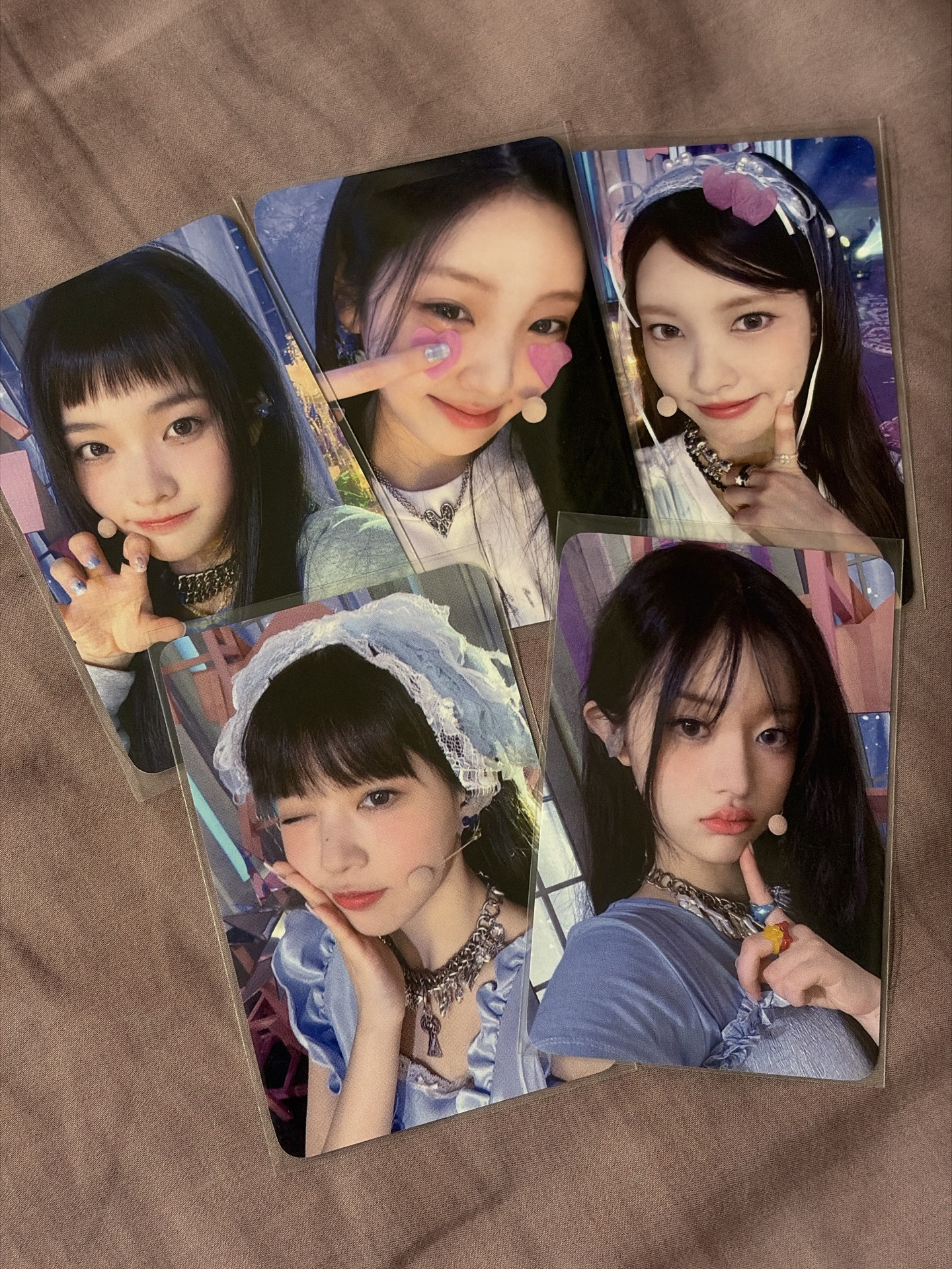 ILLIT M2出道秀 直播卡