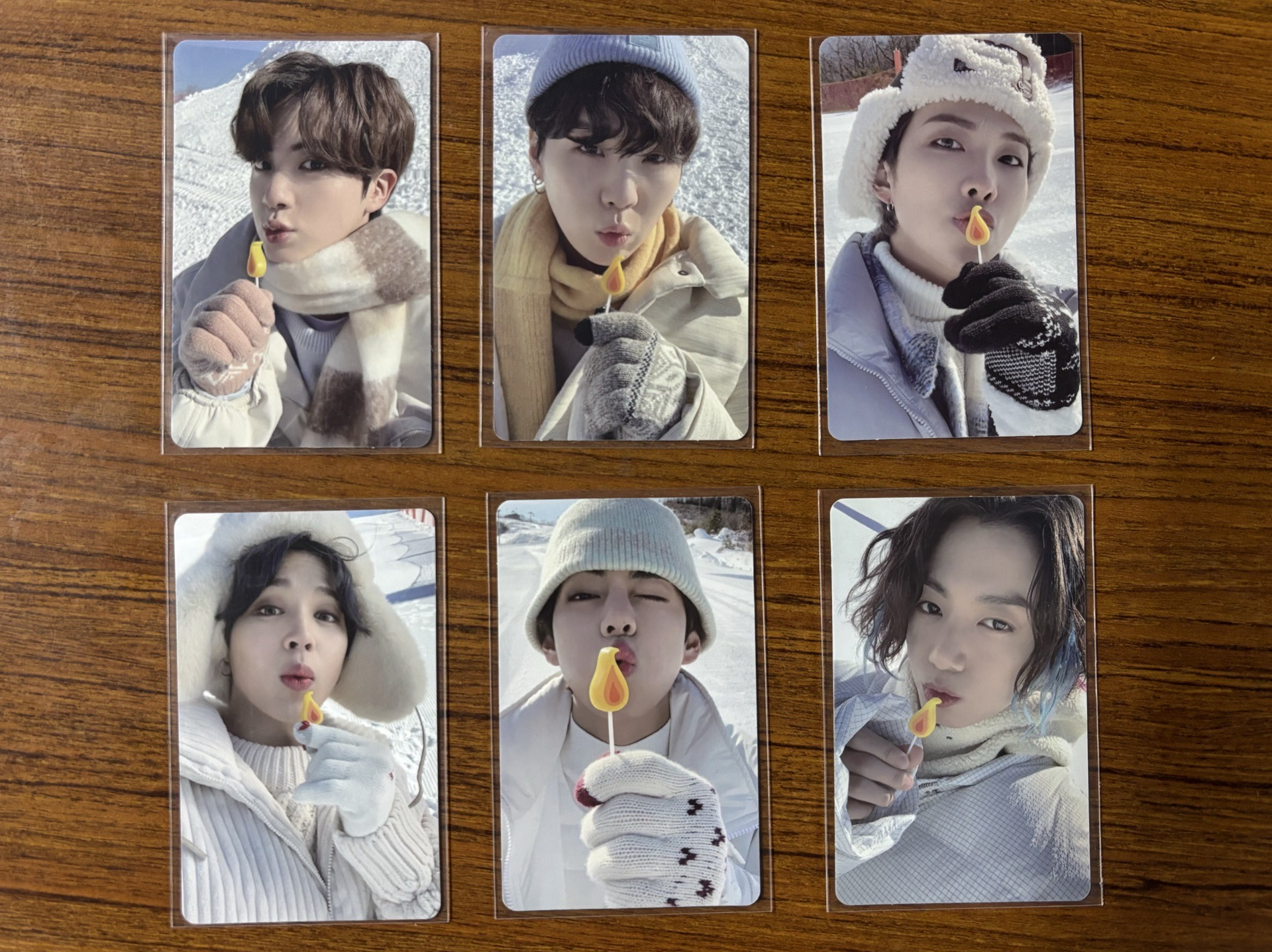 BTS 冬日寫真雙面卡