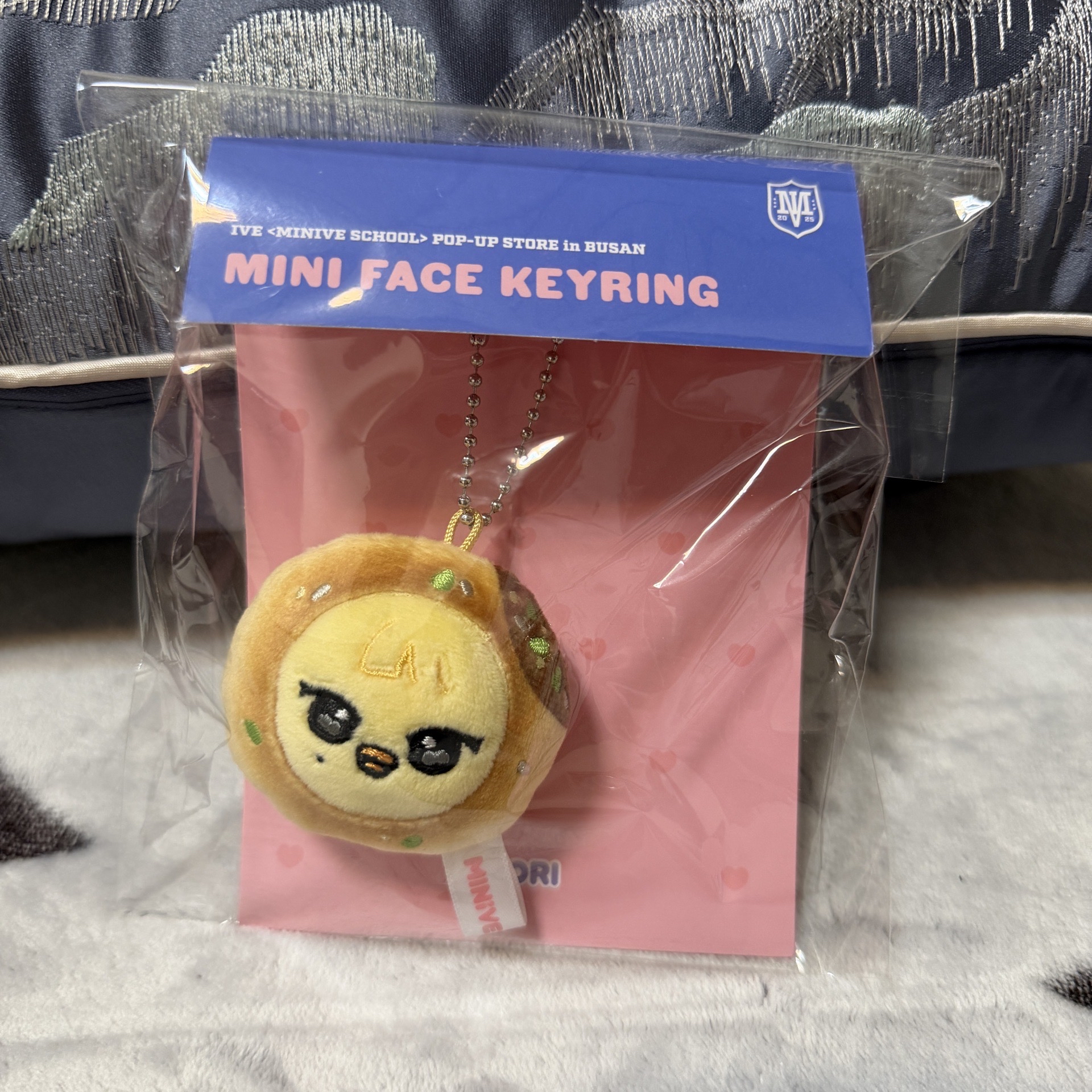 MINIVE SCHOOL 鑰匙圈吊飾 釜山限定 糖餅怜