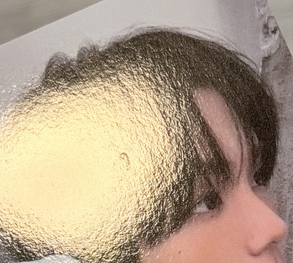 右（有廠損貼膜損如圖可接受再下單）