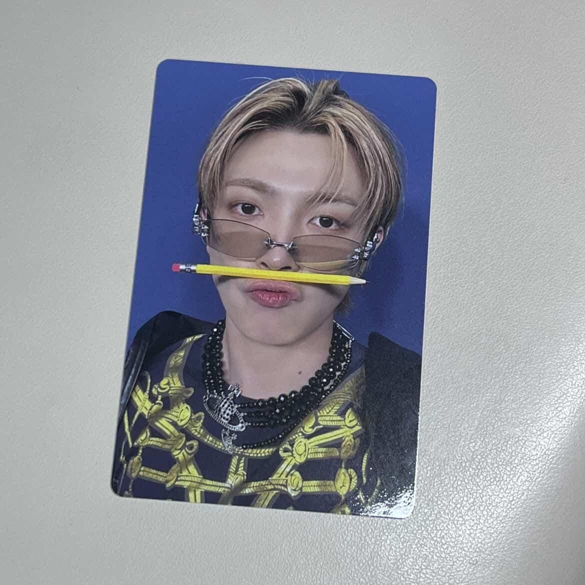 鉛筆中✏️+哭哭中一次擁有