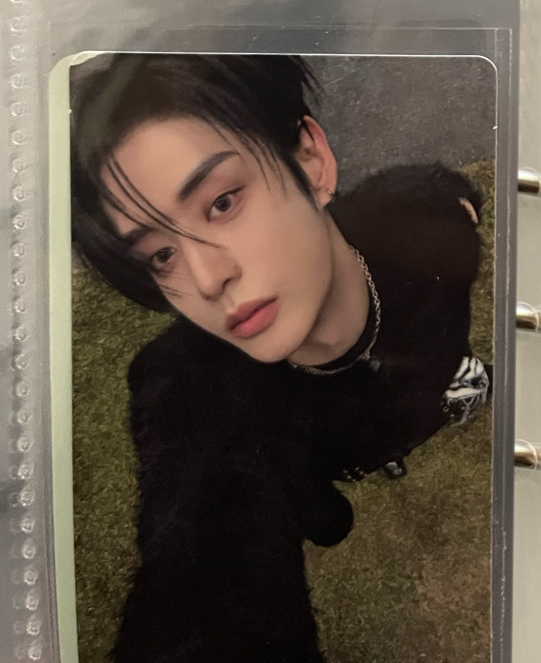 令人驚訝的下顎線