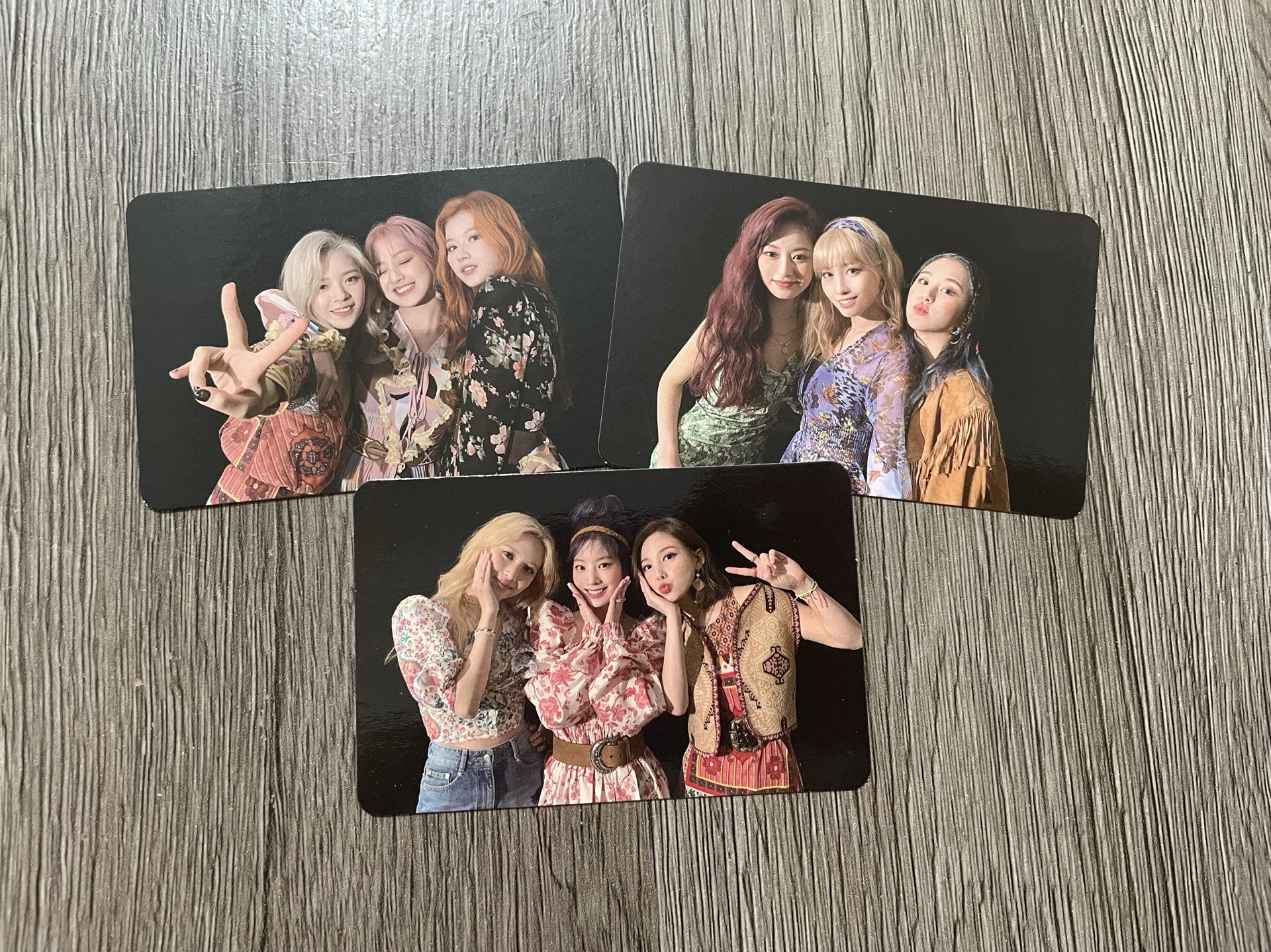 Twice_迷你九輯More&More小分隊團卡