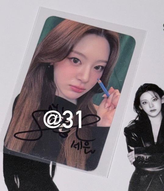 STAYC 尹勢銀 kp鉛筆 簽卡