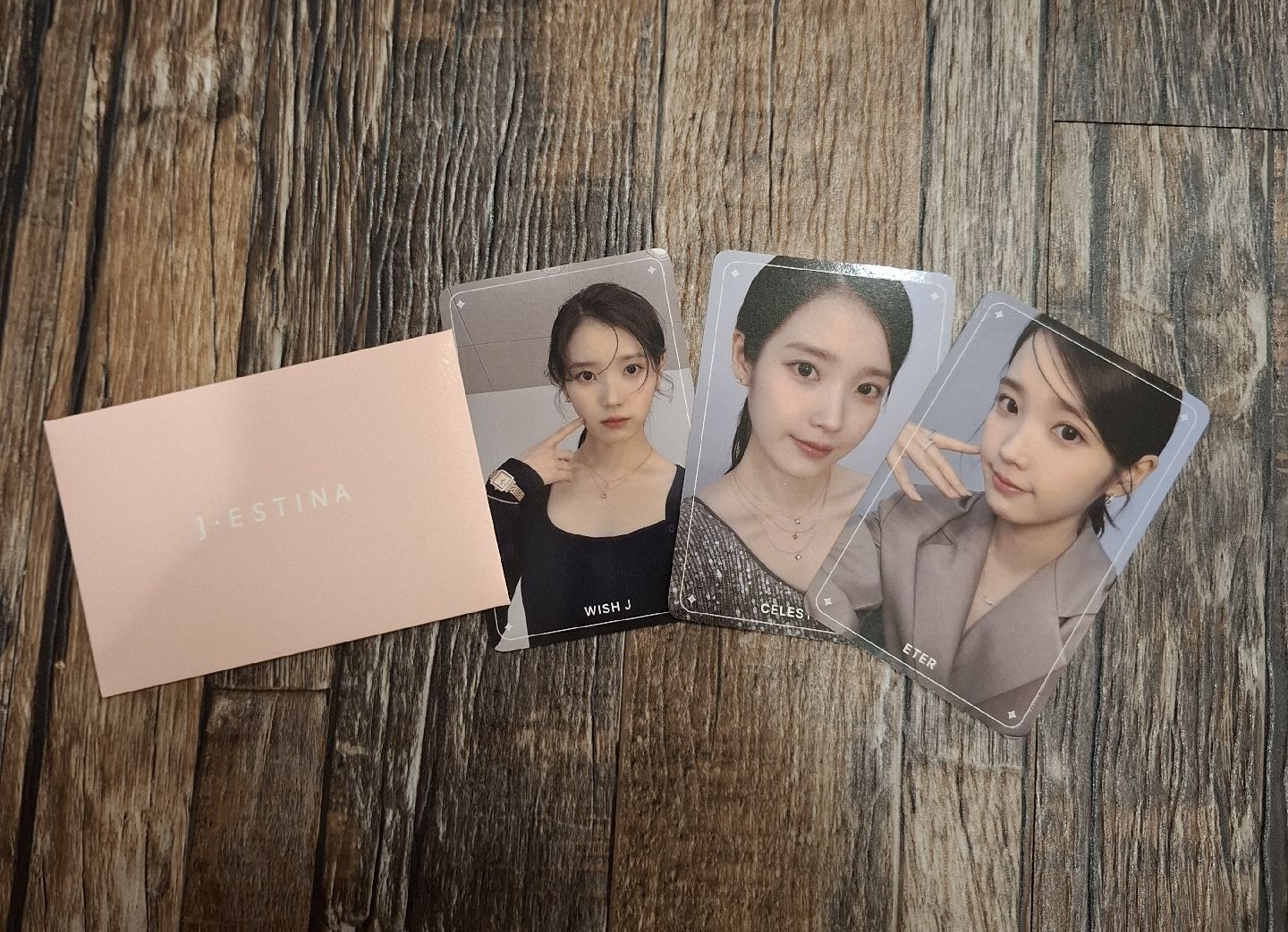 J.ESTINA珠寶 代言卡 2025（一套）