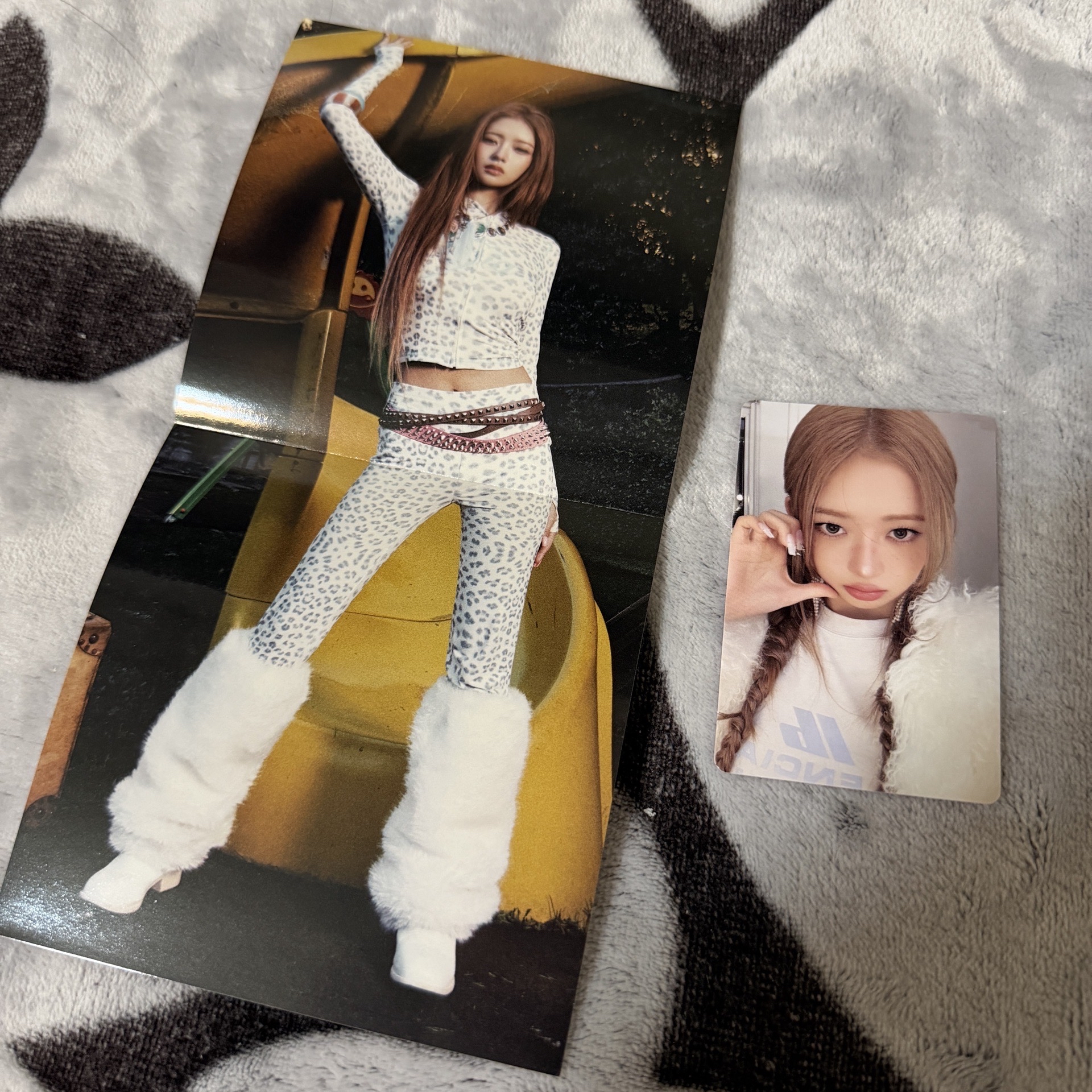 REVIVE+ DIGIPACK ver. 專輯卡/小海報