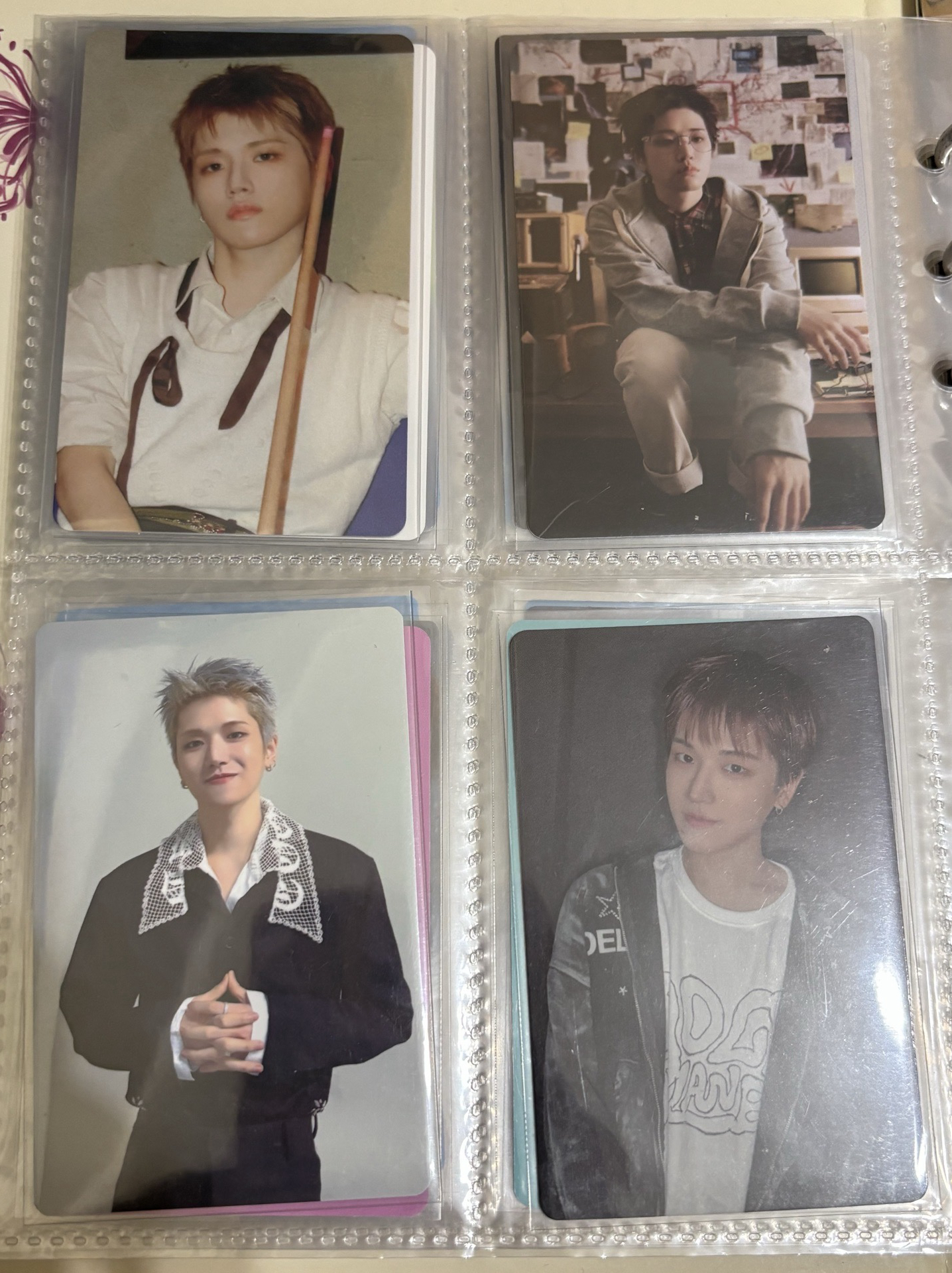 年輕人我掐指一算你卡冊中缺一張美人